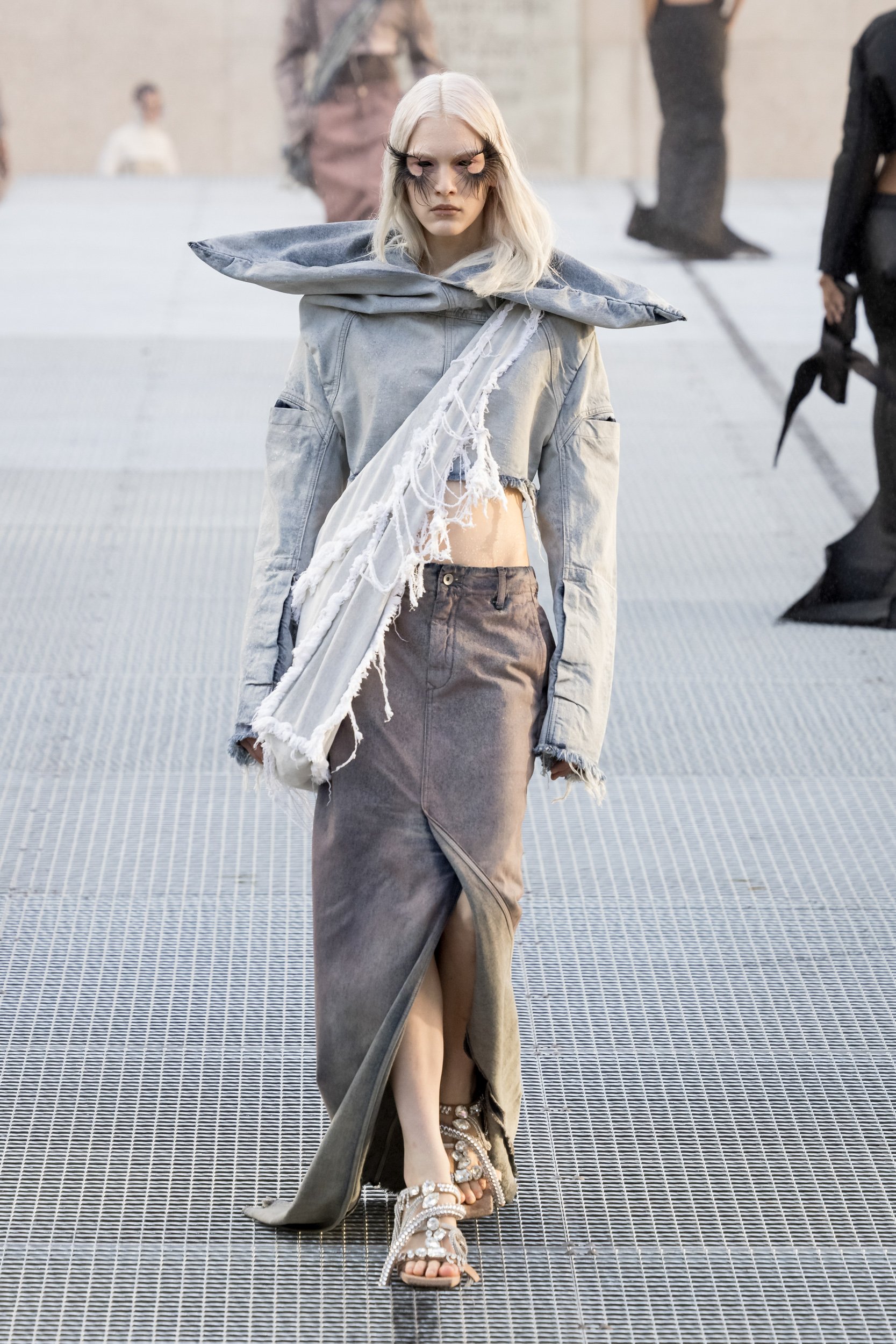 2027年春夏コレクション_RICK OWENS(リック オウエンス)_モデル_37