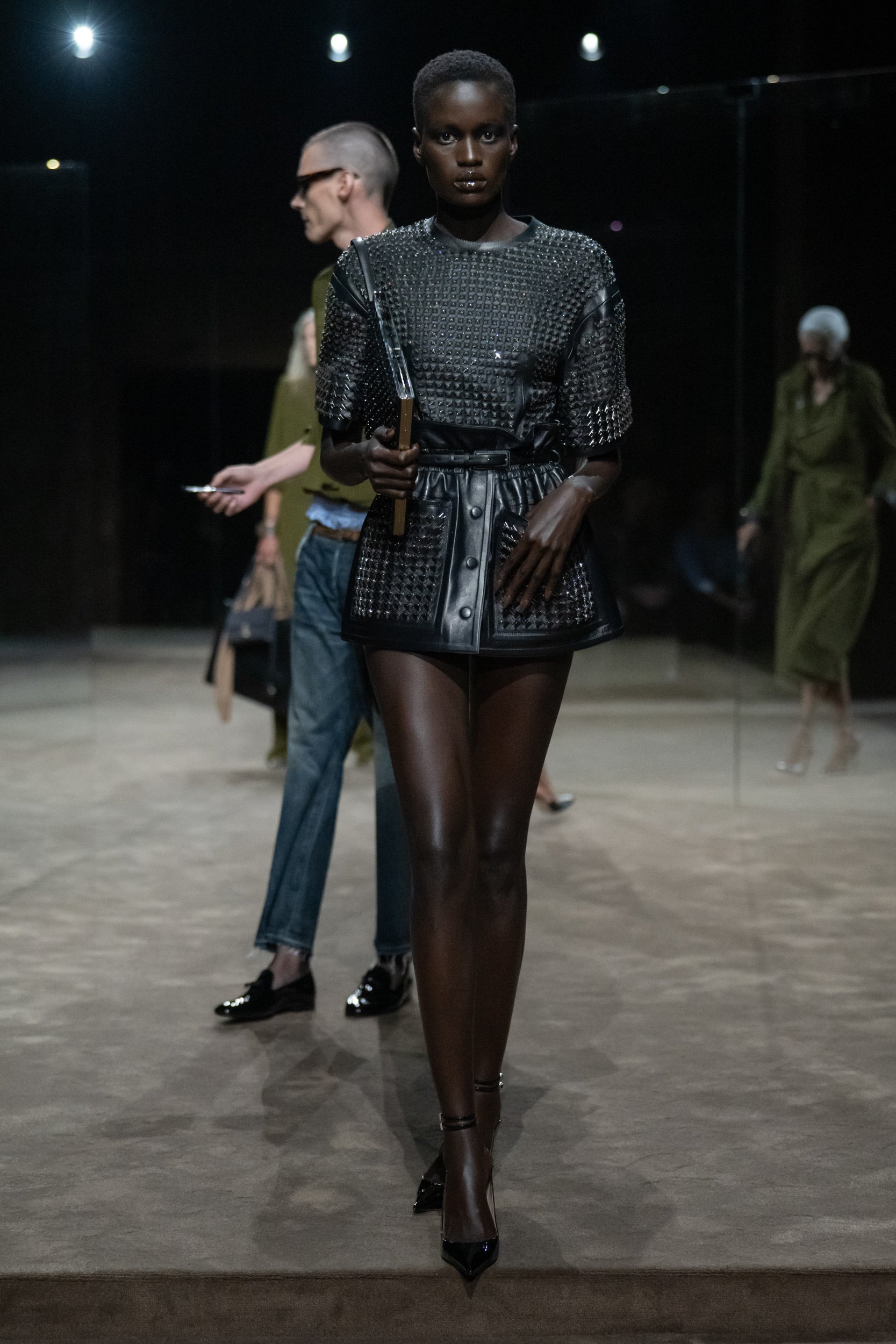 2027年春夏コレクション_TOM FORD(トム フォード)_モデル_12