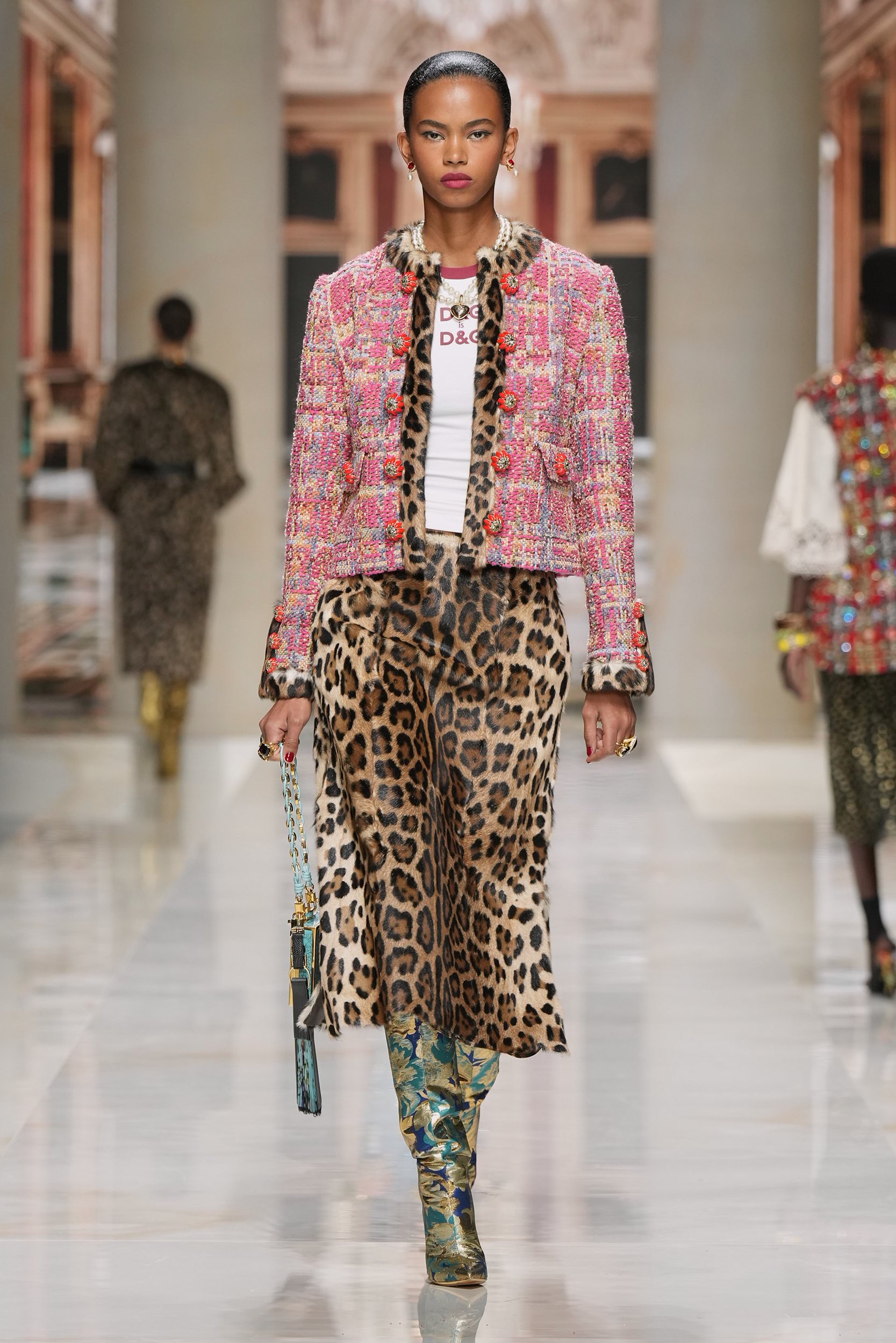 2027年春夏コレクション_DOLCE&GABBANA(ドルチェ&ガッバーナ)_モデル_17
