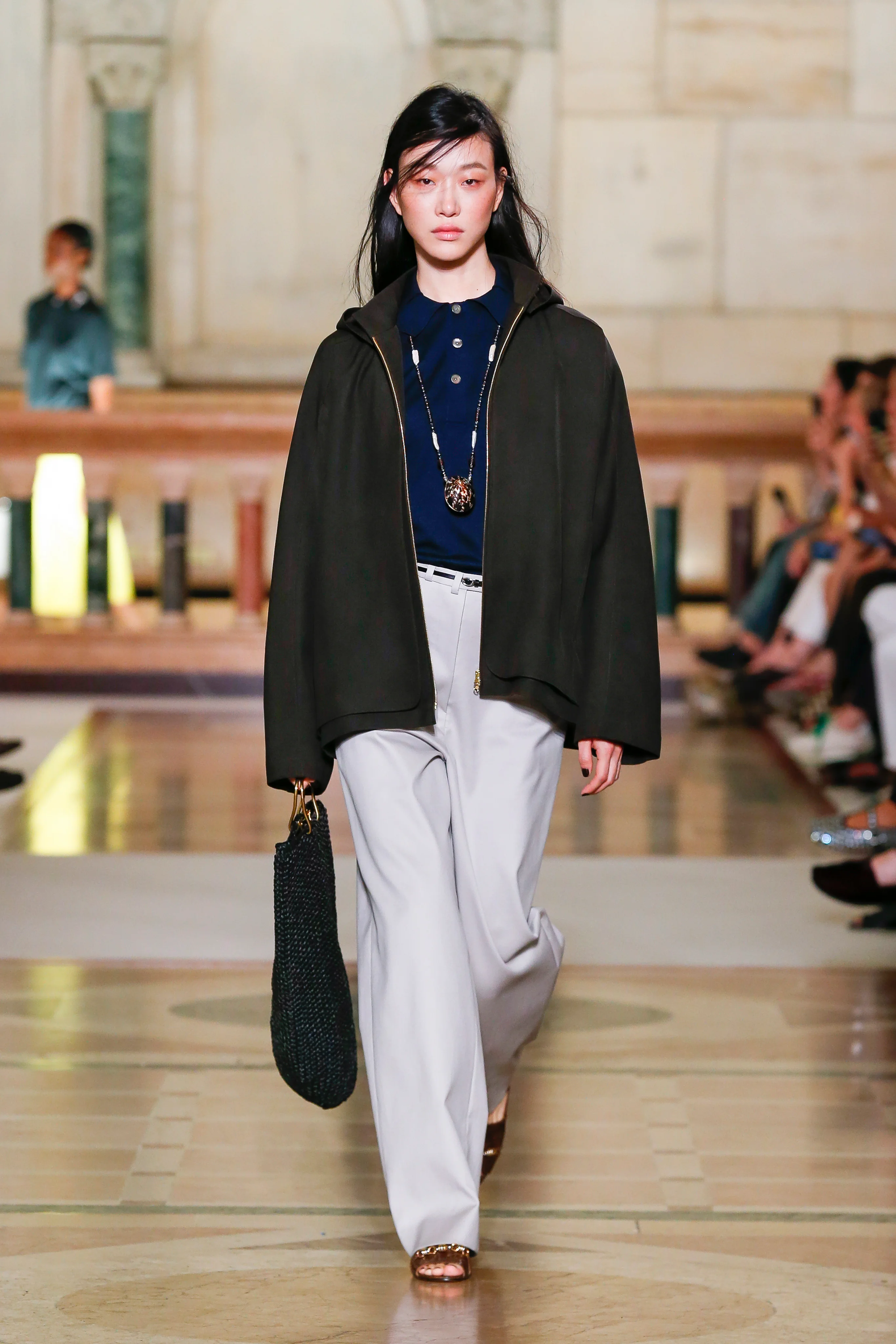 2026年春夏コレクション_TORY BURCH(トリー バーチ)_モデル_22