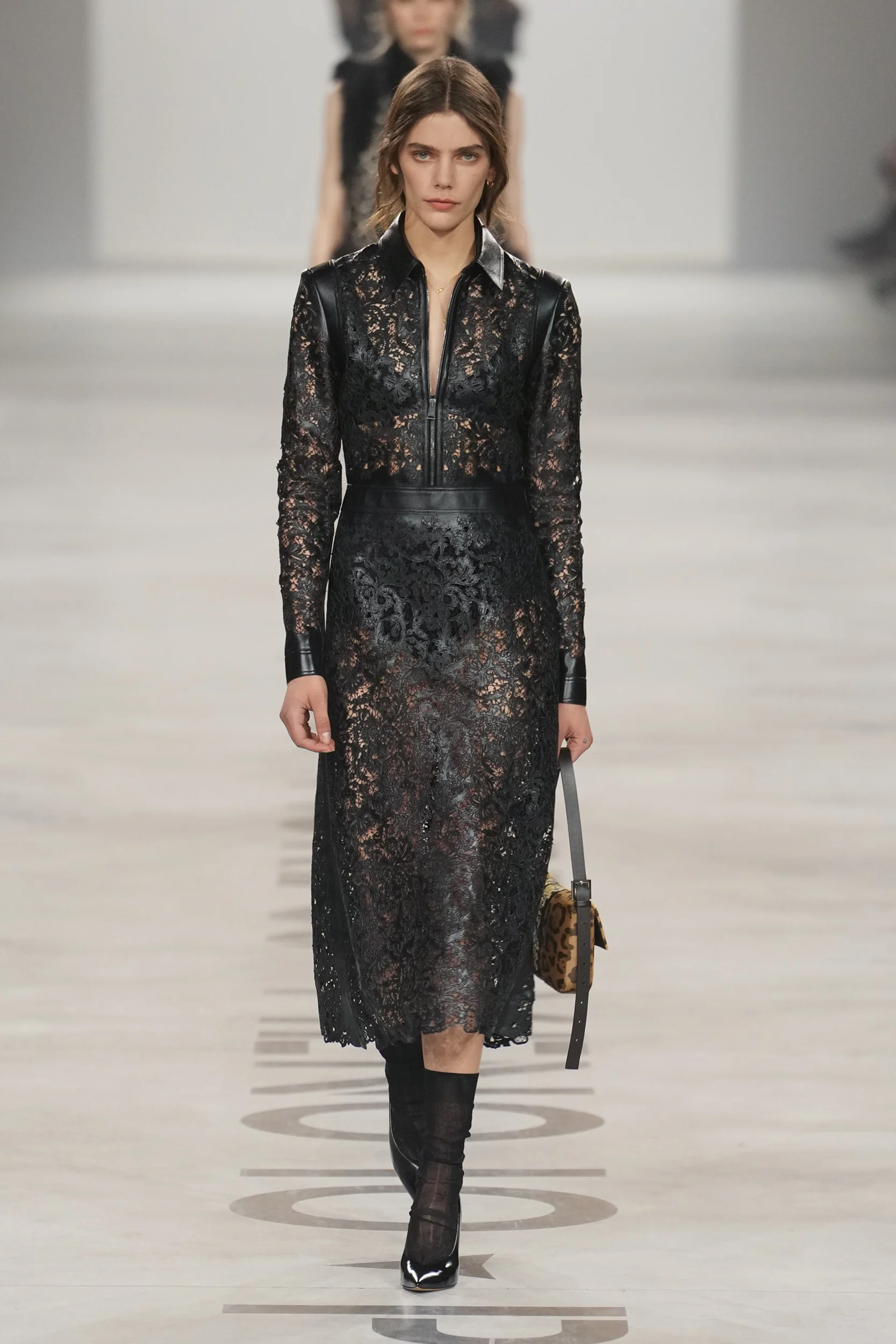 2026-27年秋冬コレクション_FENDI(フェンディ)_モデル_56