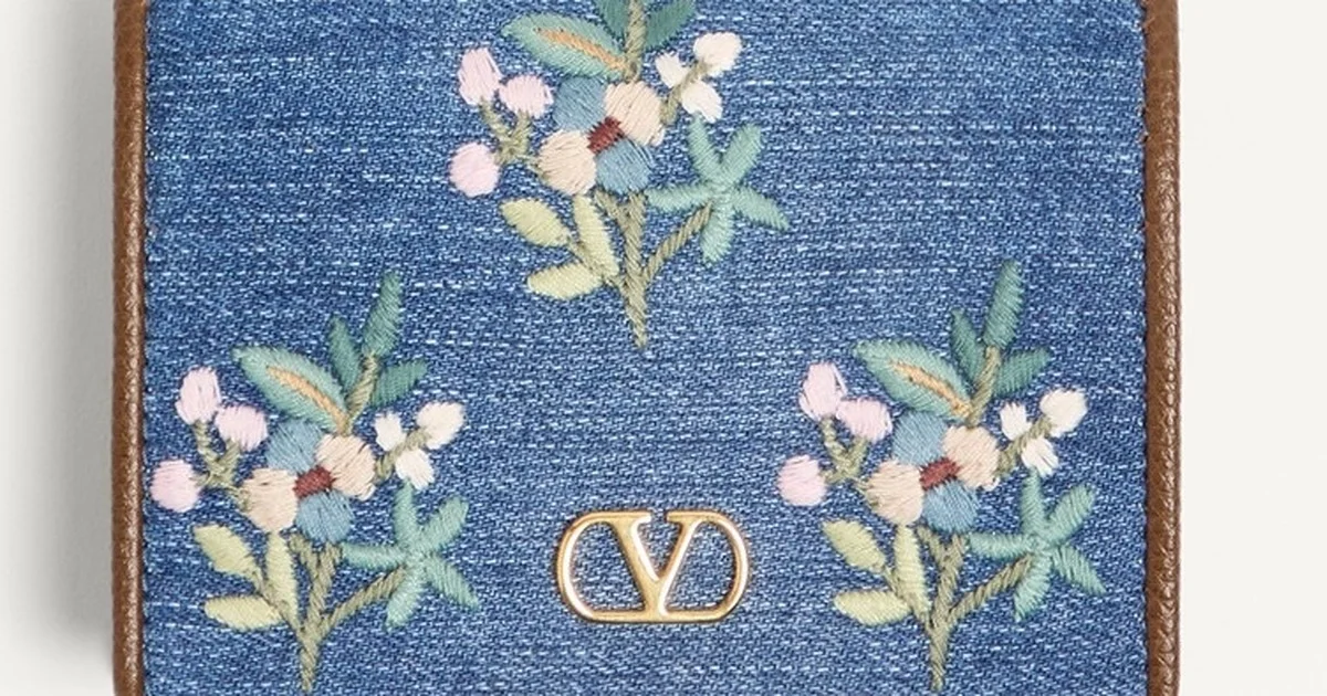 しじみ専用Valentino Garavani ヴァレンティノガラヴァーニ ヴァレンティノ09春夏、直営店限定アイテム [レディースファッション