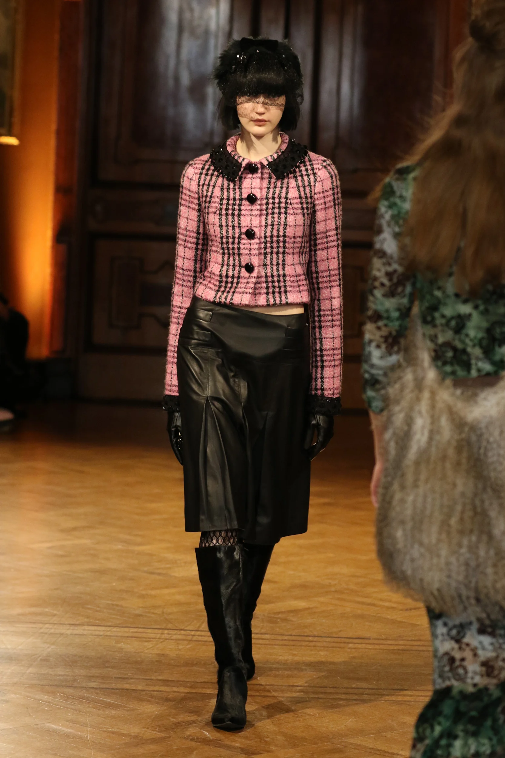 2026-27年秋冬コレクション_ANNA SUI(アナ スイ)_モデル_20