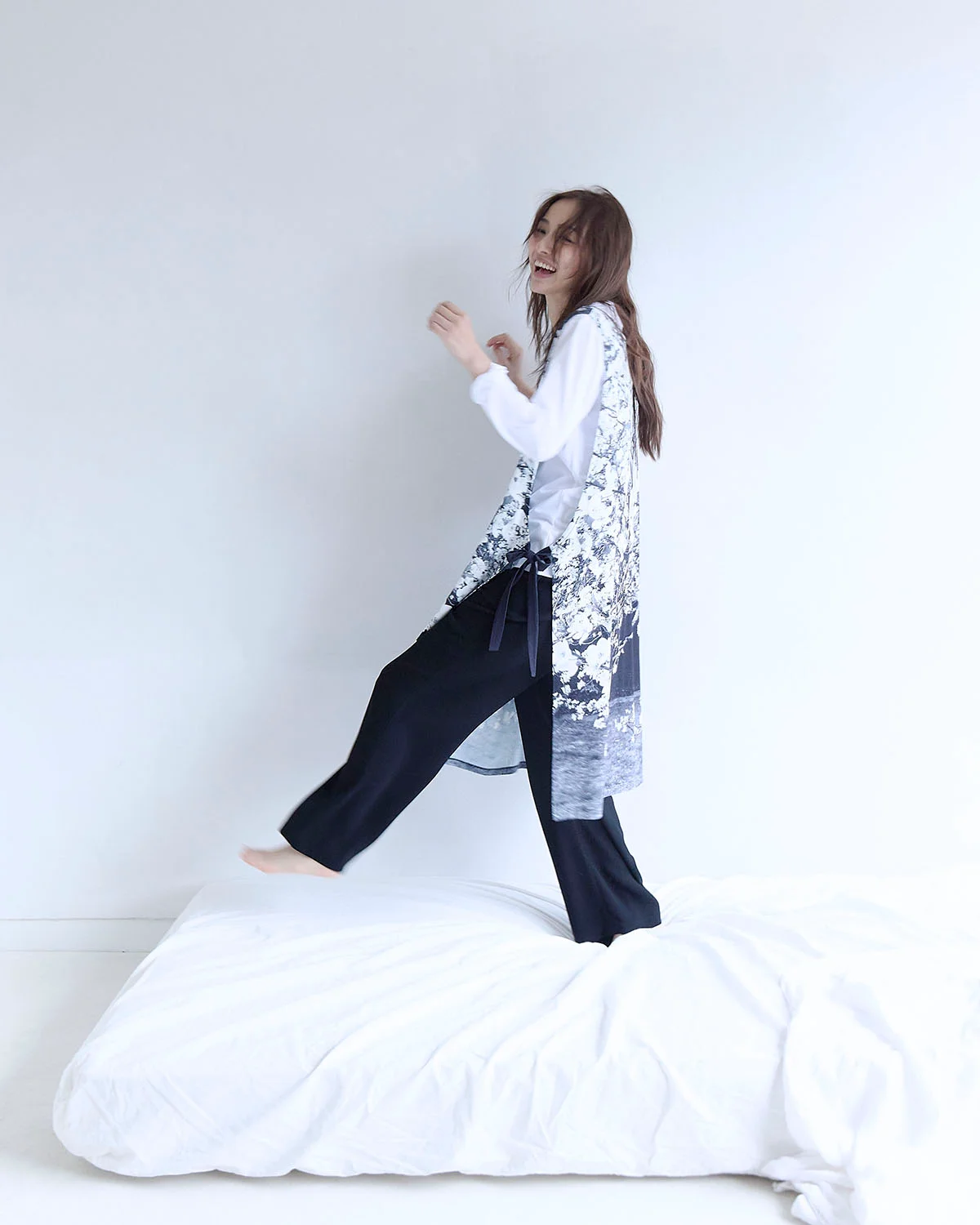 agnès b. meets by R　内田理央が出会う、春のアニエスベー　日本に想いを馳せた「by R」限定コレクションの画像2