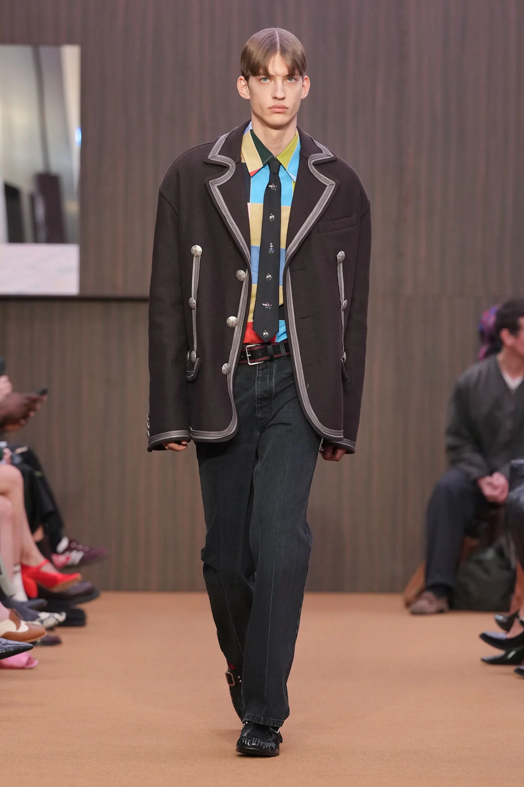 2026-27年秋冬コレクション_MARNI(マルニ)_モデル_37