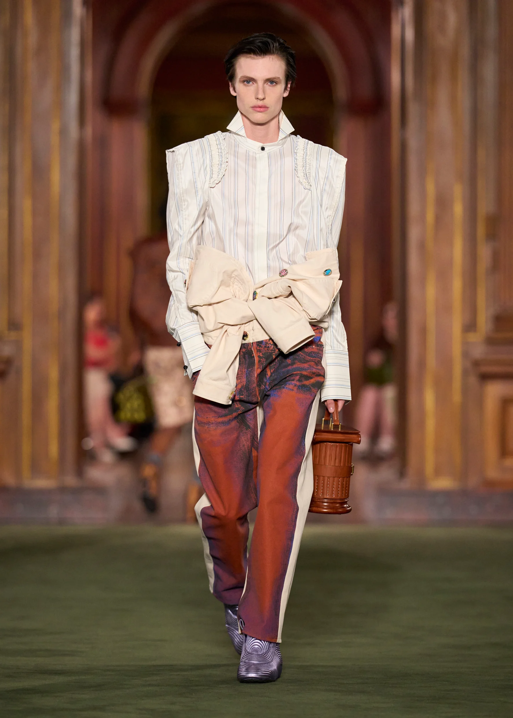 2027年クルーズコレクション_LOUIS VUITTON(ルイ・ヴィトン)_モデル_6