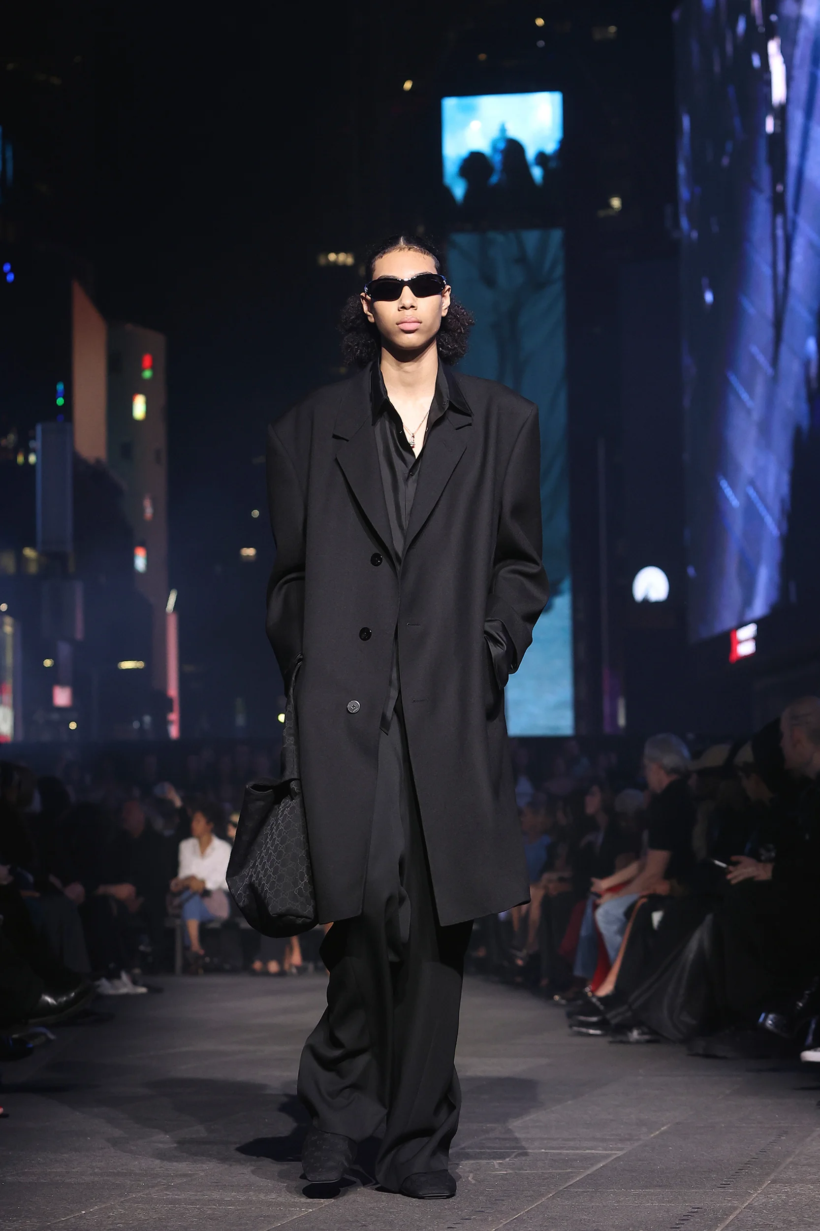 2027年クルーズコレクション_GUCCI(グッチ)_モデル_47