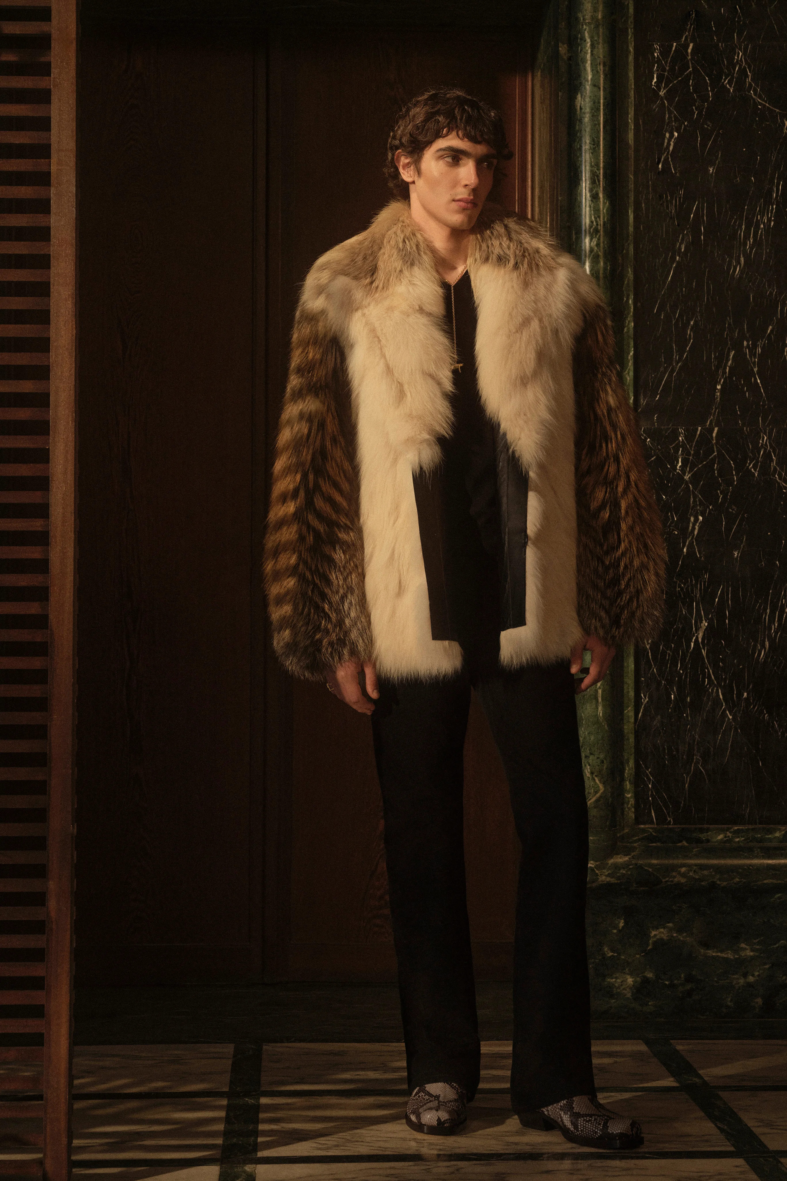 2027年クルーズコレクション_FENDI(フェンディ)_モデル_38