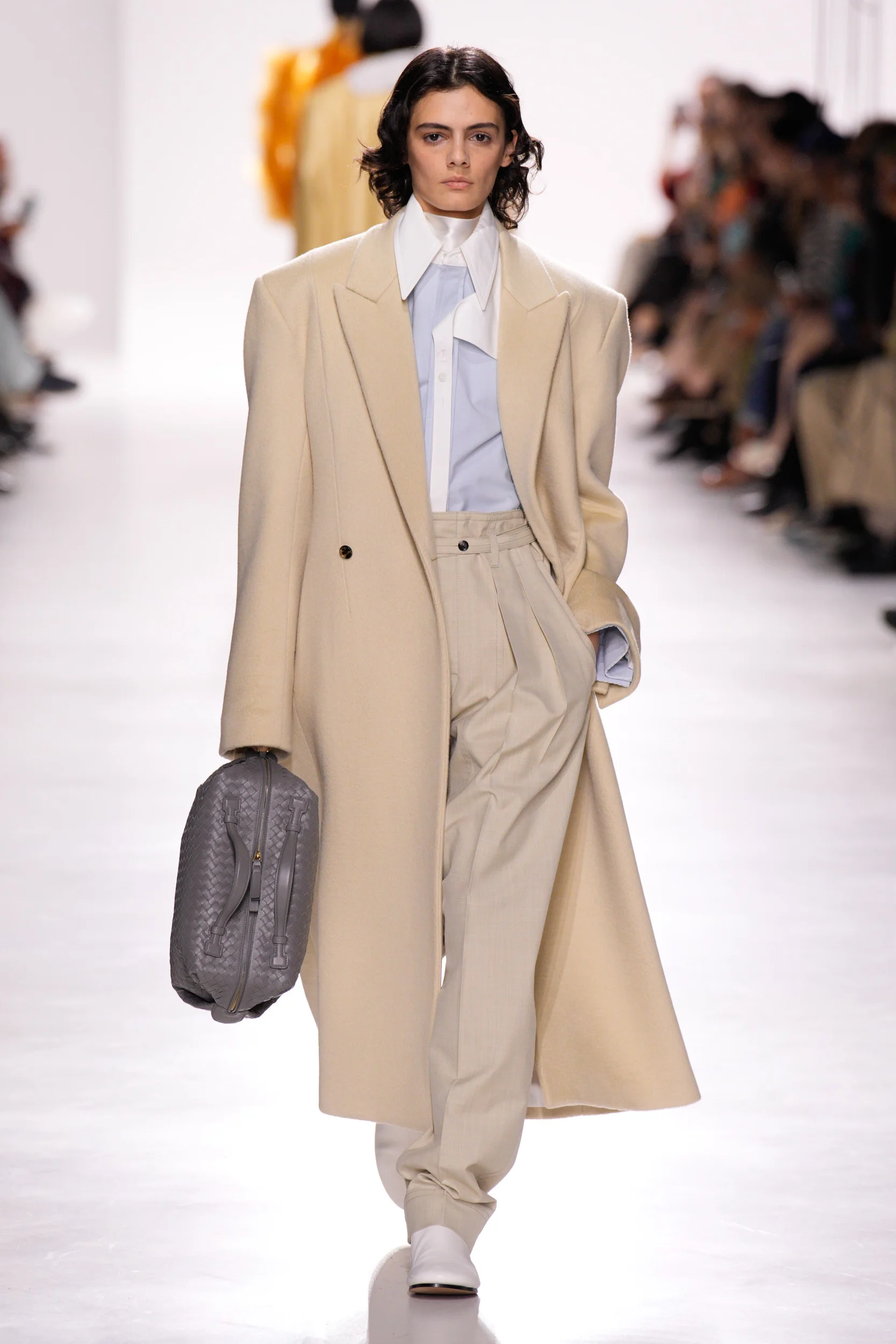 2026年春夏コレクション_BOTTEGA VENETA(ボッテガ ヴェネタ)_モデル_39