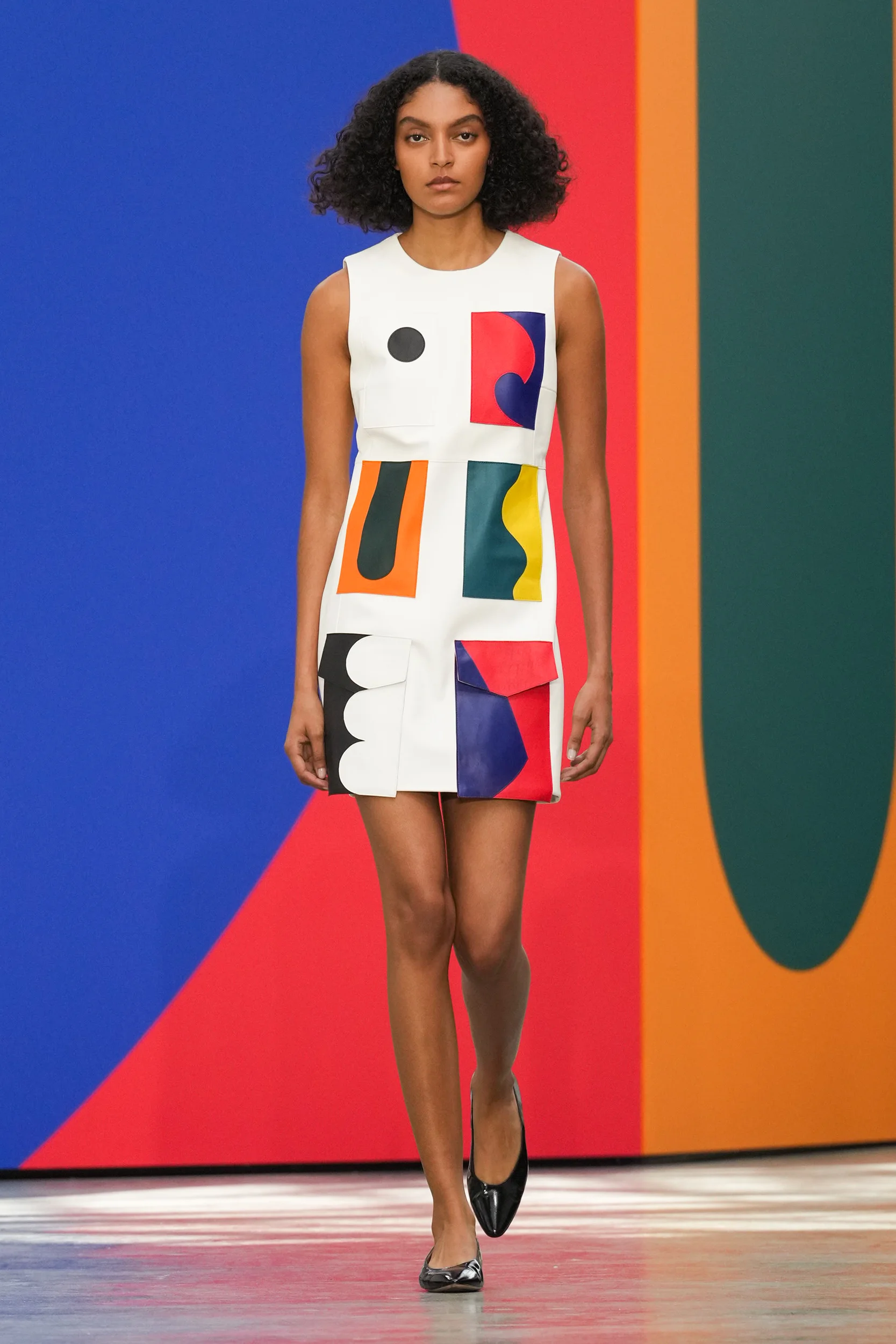 2026年春夏コレクション_AKRIS(アクリス)_モデル_53