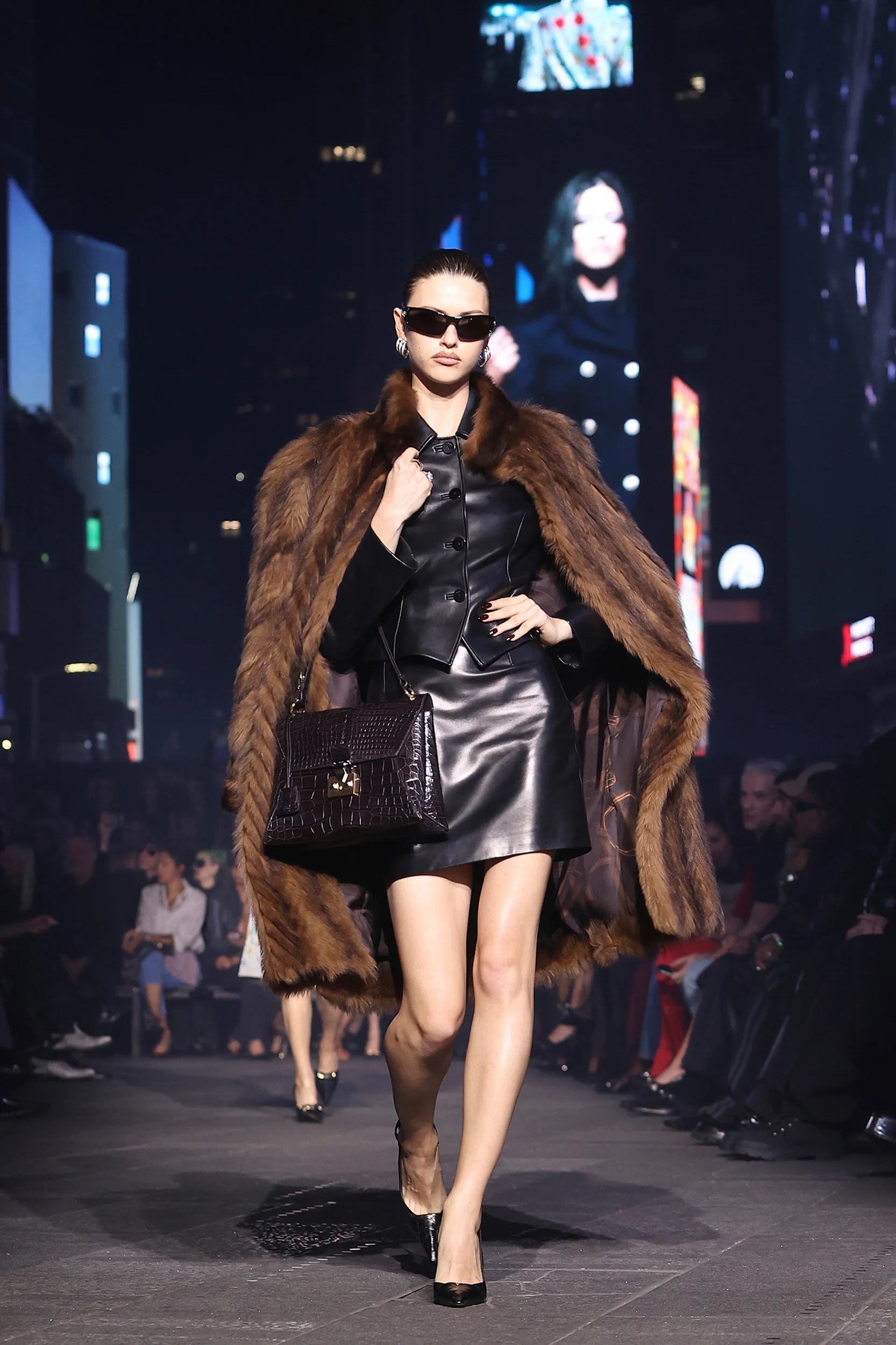 2027年クルーズコレクション_GUCCI(グッチ)_モデル_14