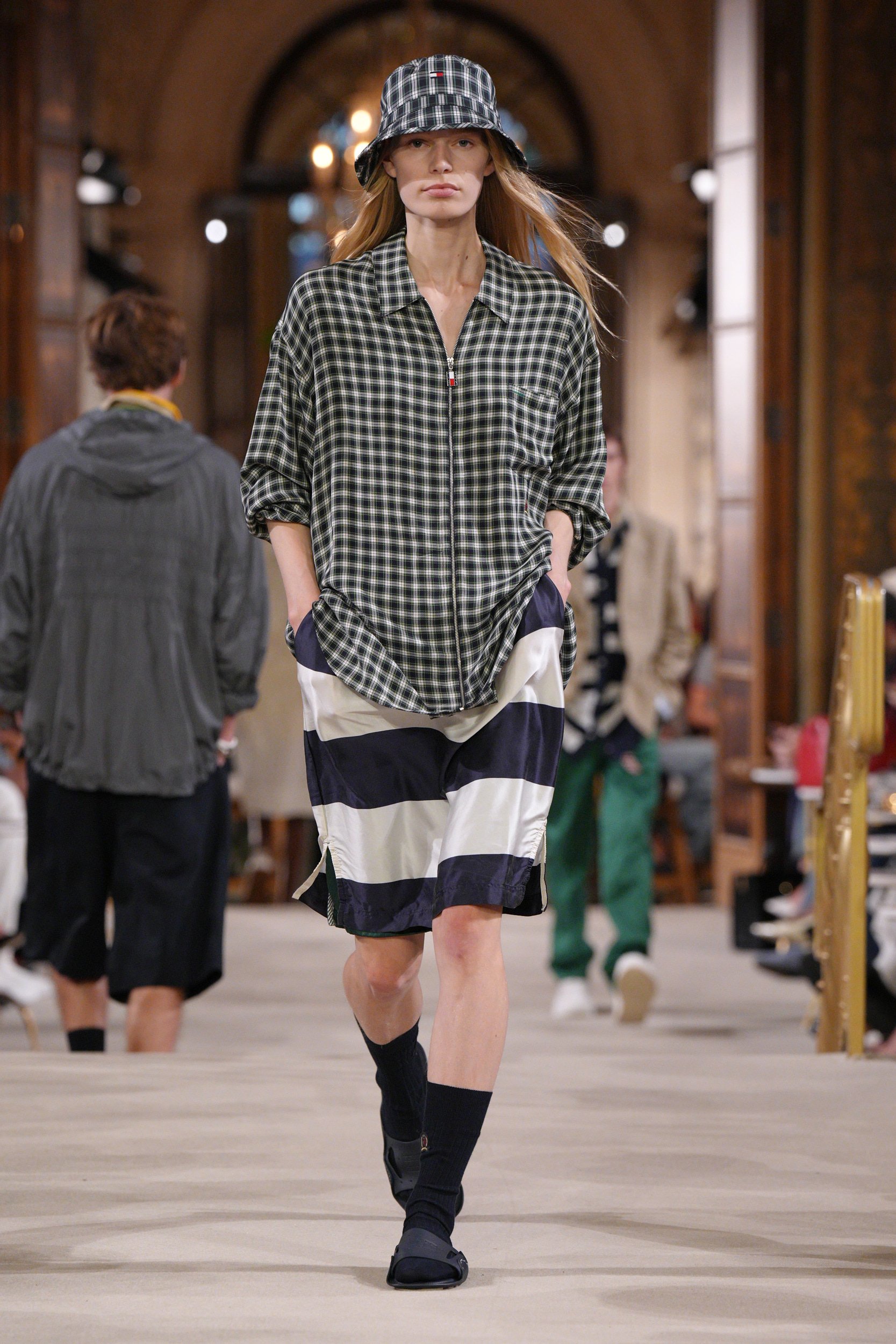 2027年春夏コレクション_TOMMY HILFIGER(トミー ヒルフィガー)_モデル_59
