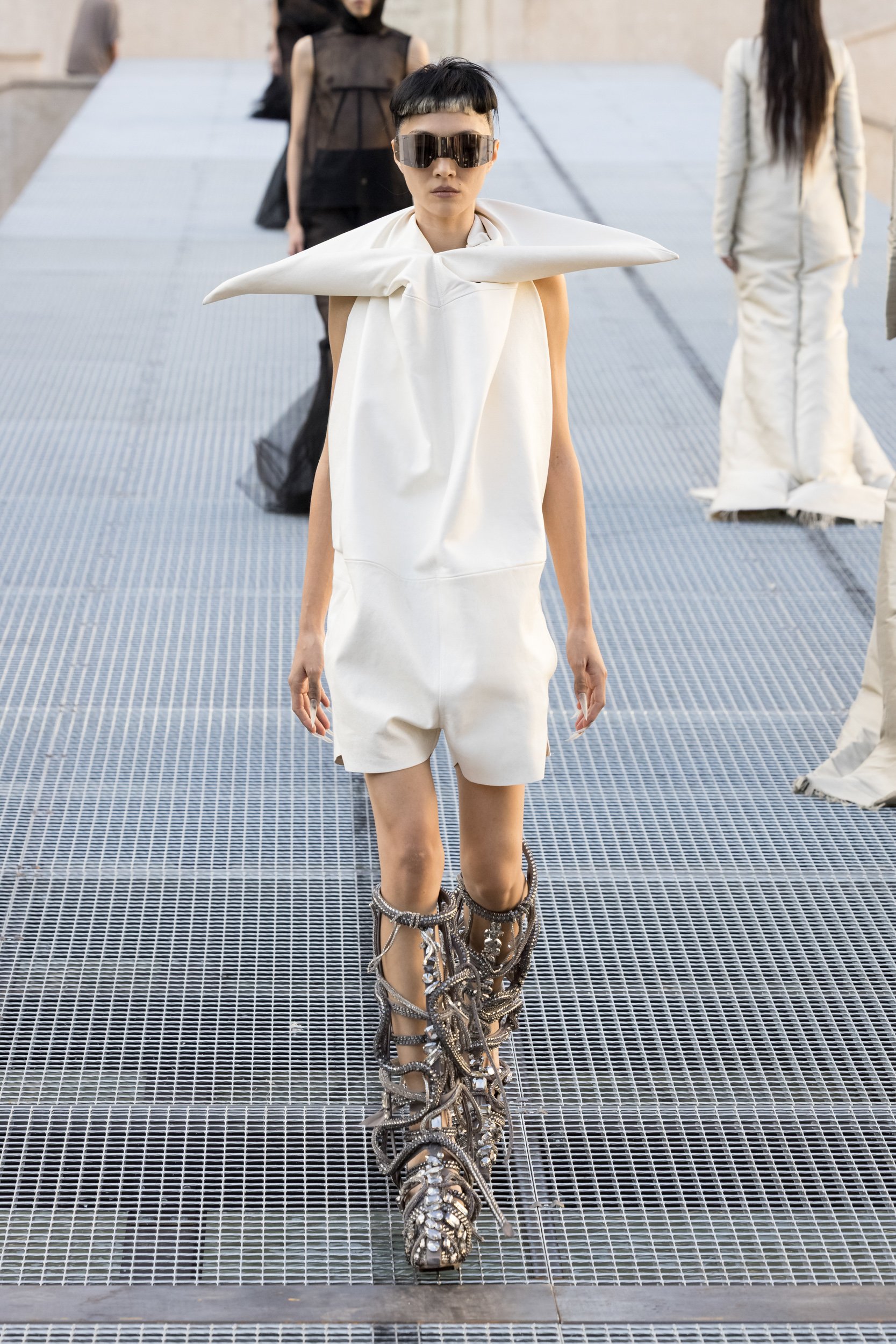 2027年春夏コレクション_RICK OWENS(リック オウエンス)_モデル_16