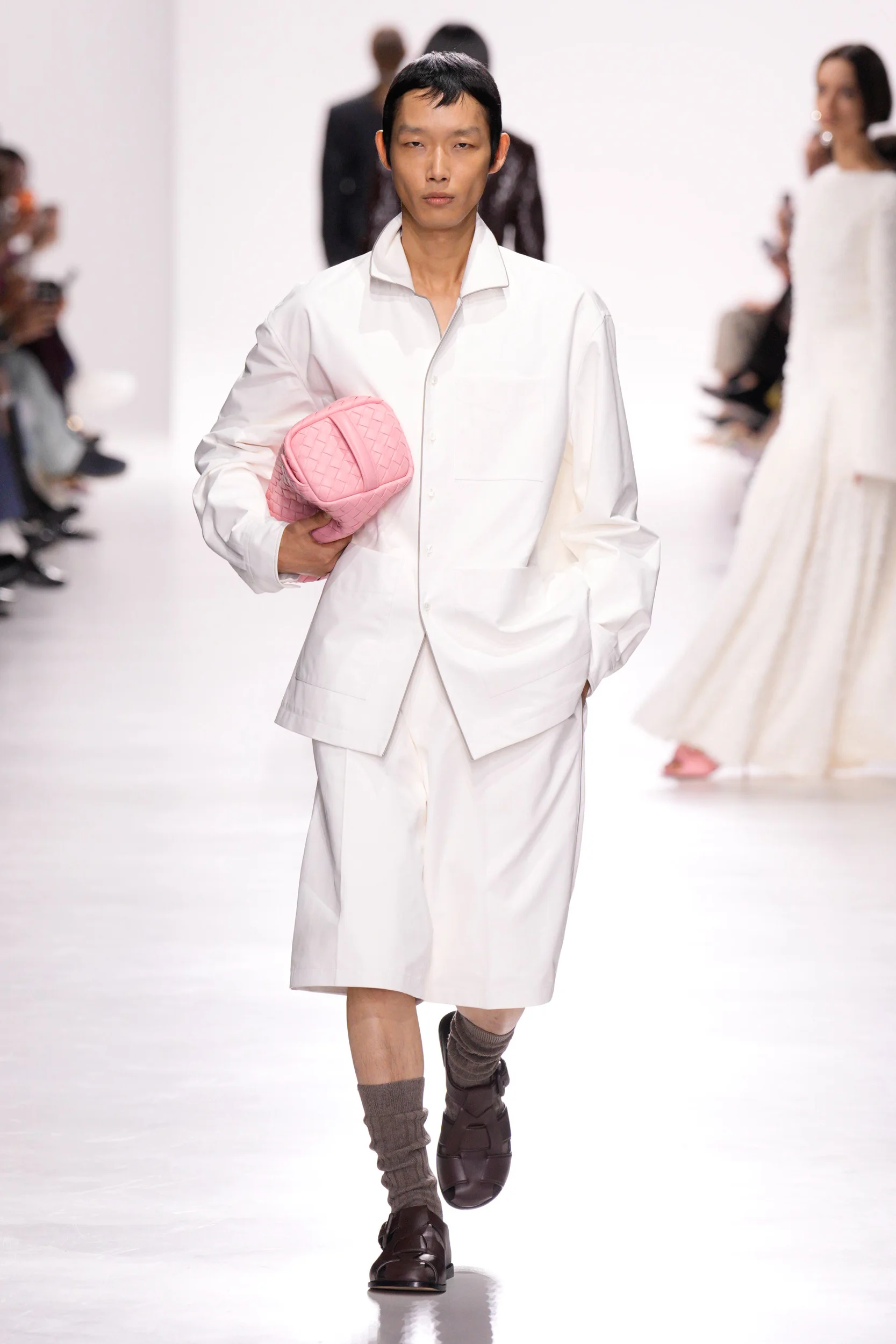 2026年春夏コレクション_BOTTEGA VENETA(ボッテガ ヴェネタ)_モデル_18
