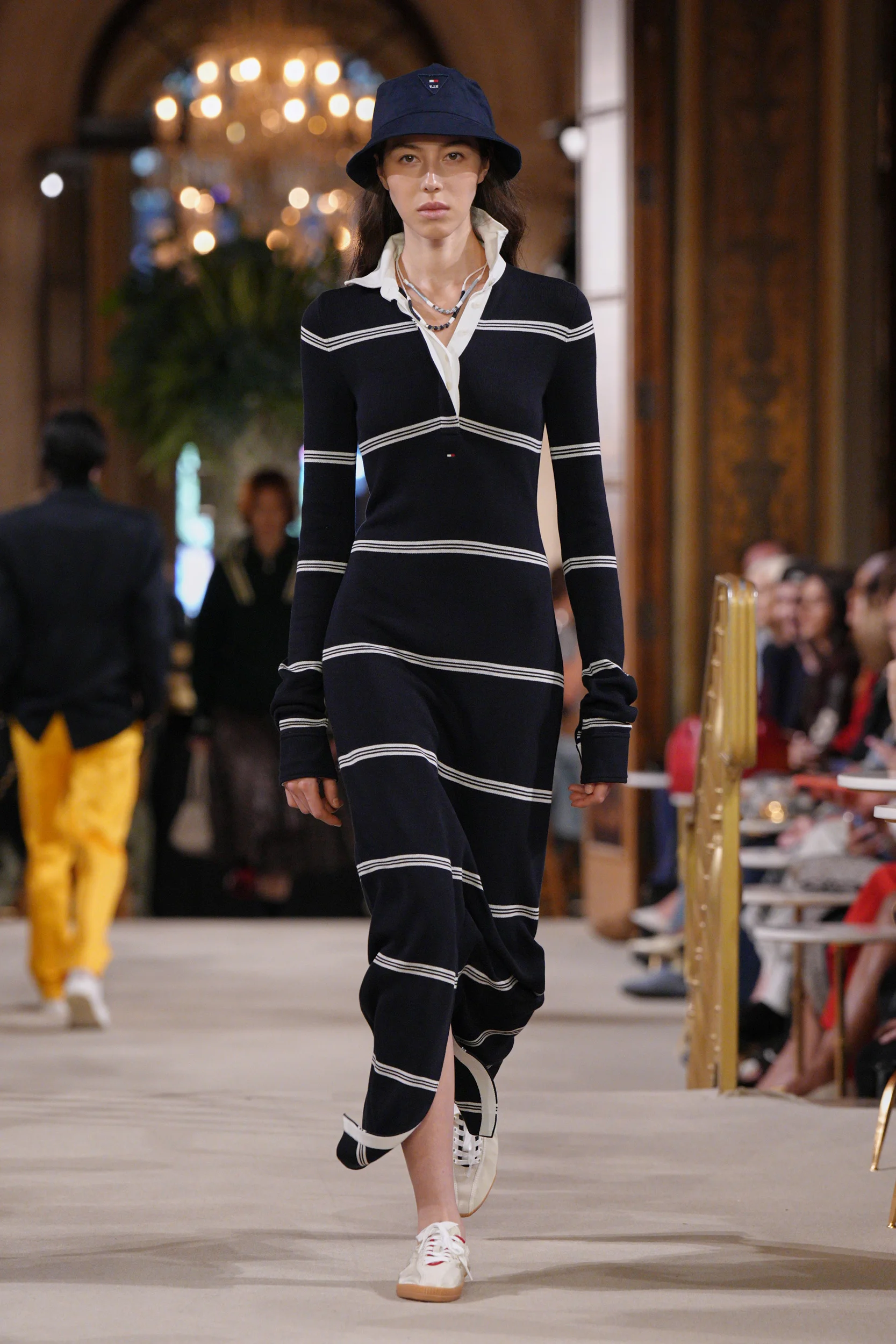 2027年春夏コレクション_TOMMY HILFIGER(トミー ヒルフィガー)_モデル_12