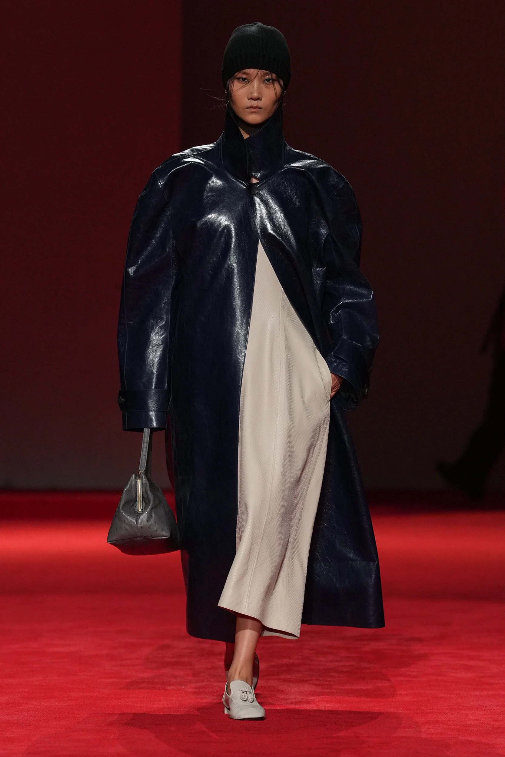 2026-27年秋冬コレクション_BOTTEGA VENETA(ボッテガ ヴェネタ)_モデル_36