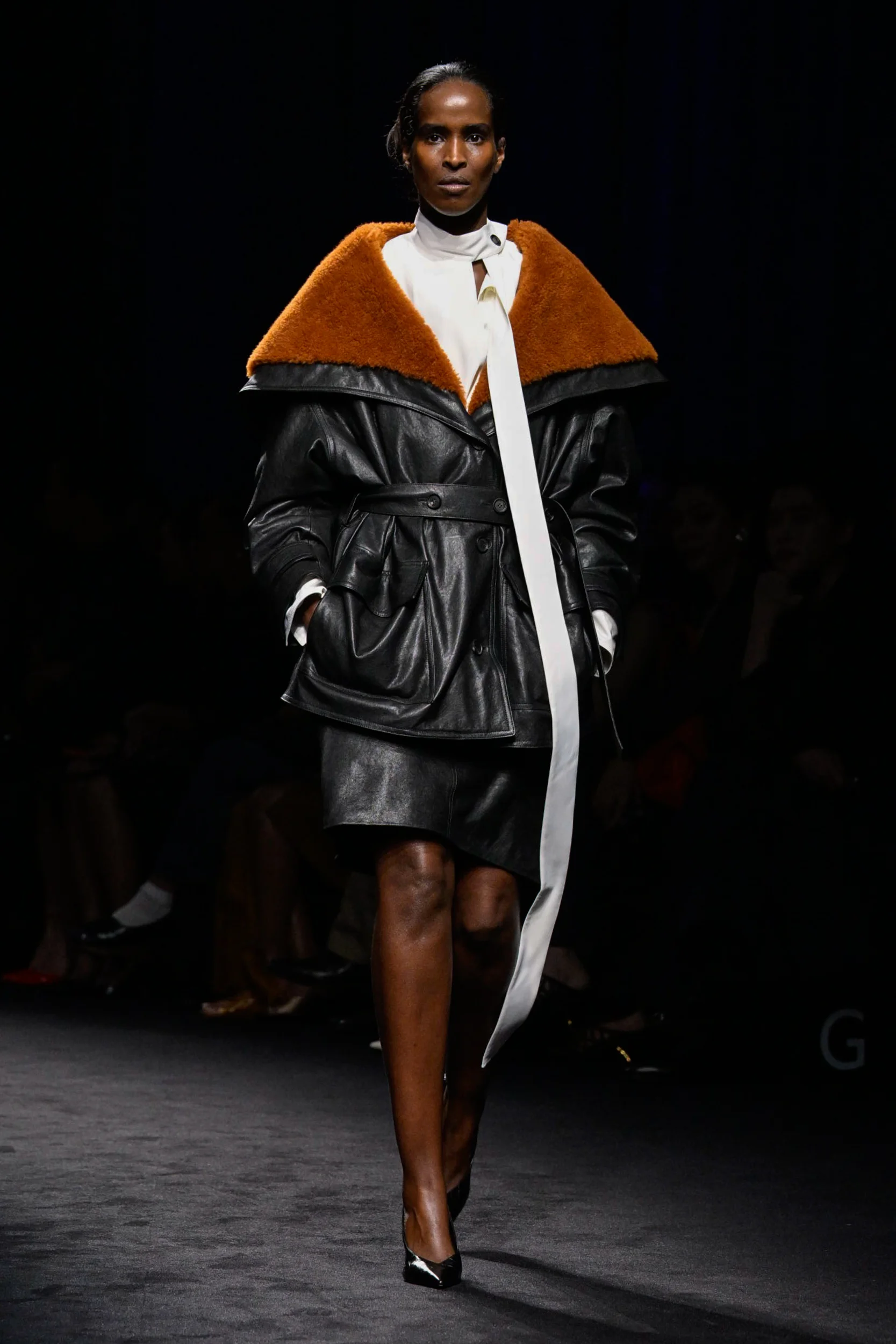 2026-27年秋冬コレクション_FERRAGAMO(フェラガモ)_モデル_33