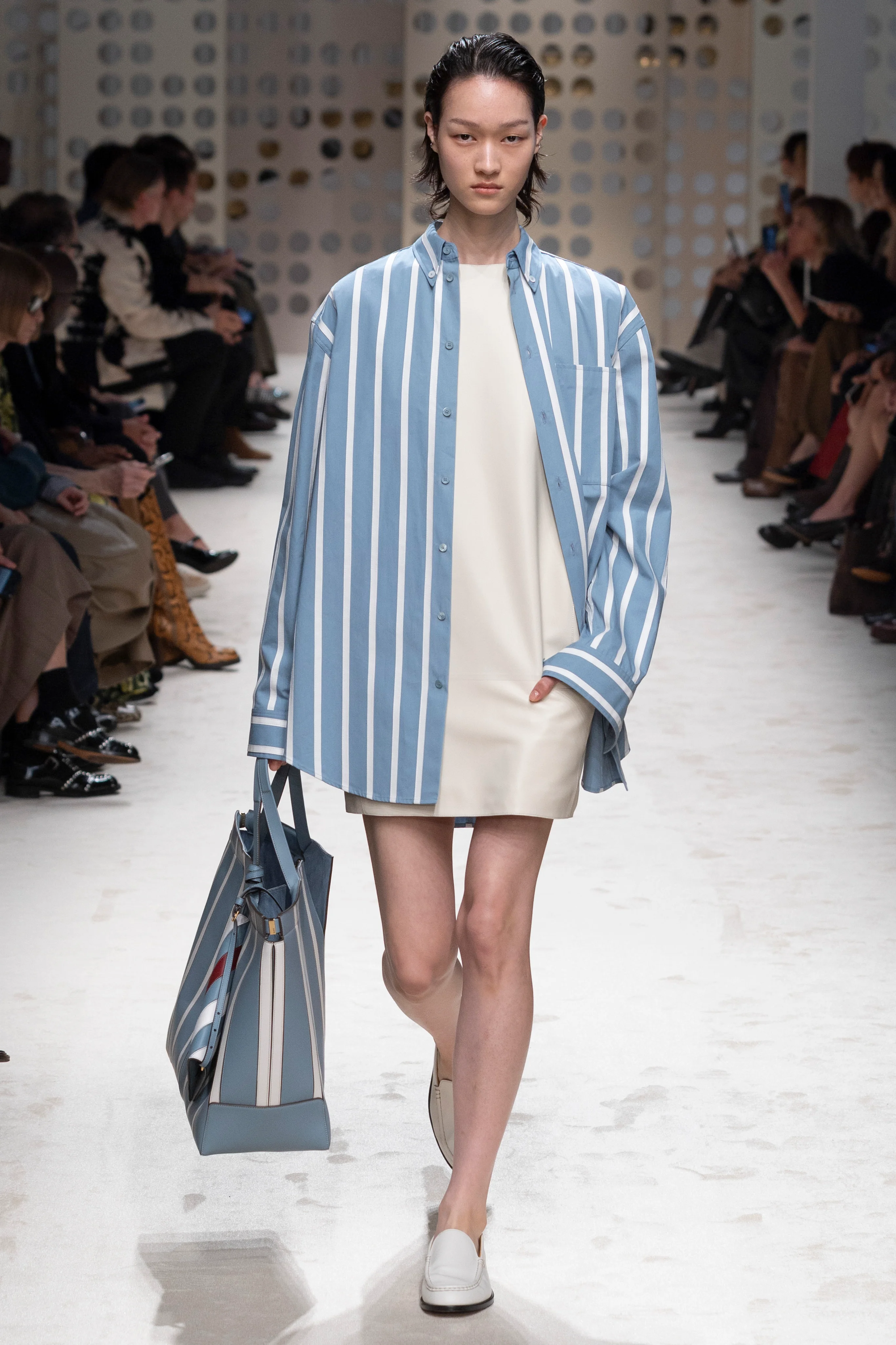 2026年春夏コレクション_TOD'S(トッズ)_モデル_21