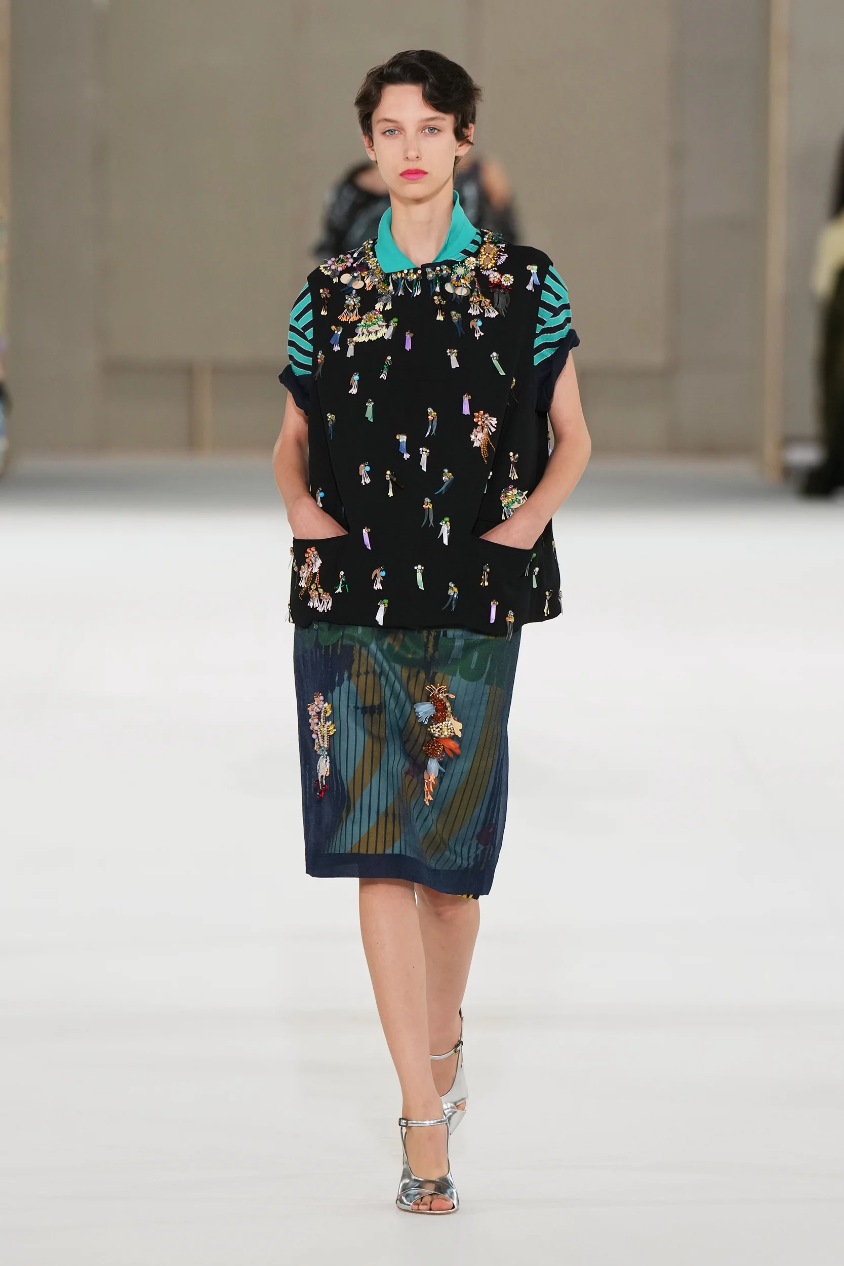 2027年春夏コレクション_DRIES VAN NOTEN(ドリス ヴァン ノッテン)_モデル_56