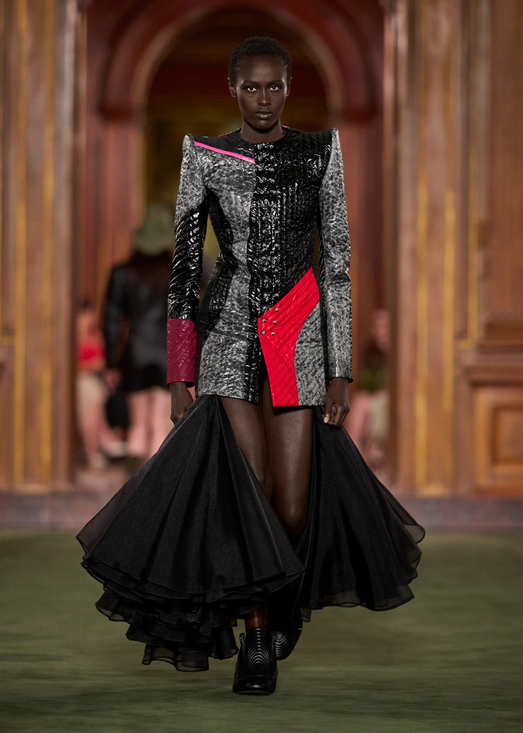 2027年クルーズコレクション_LOUIS VUITTON(ルイ・ヴィトン)_モデル_19