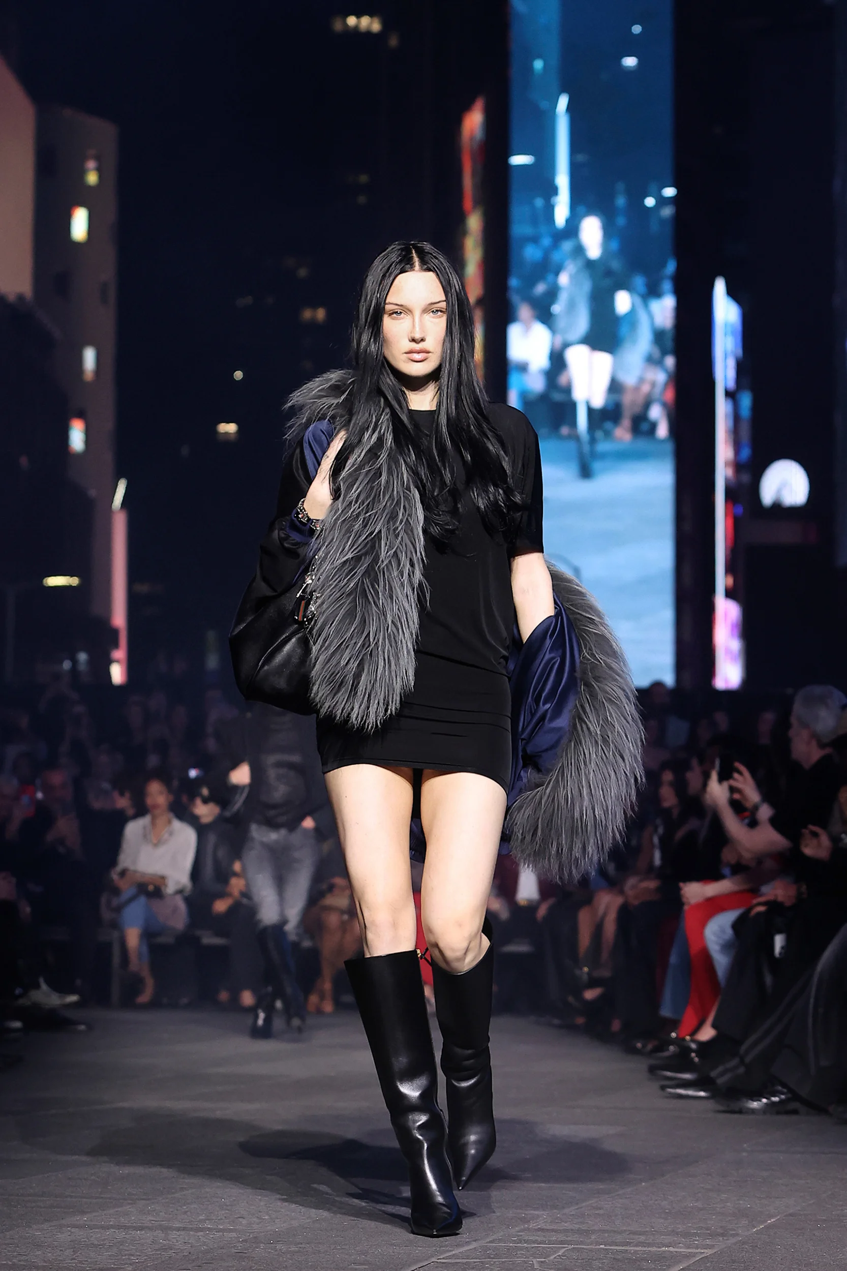 2027年クルーズコレクション_GUCCI(グッチ)_モデル_33