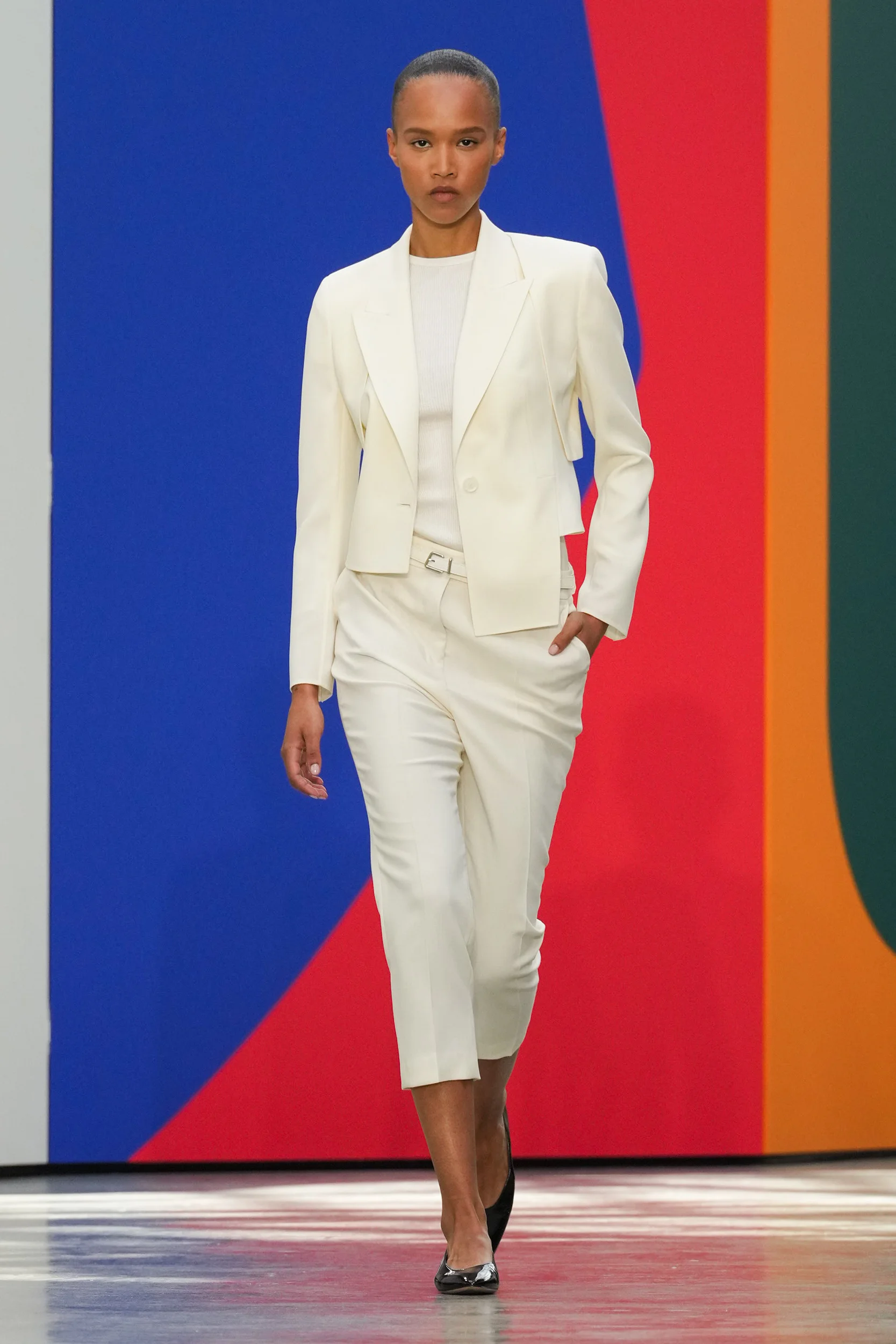 2026年春夏コレクション_AKRIS(アクリス)_モデル_41