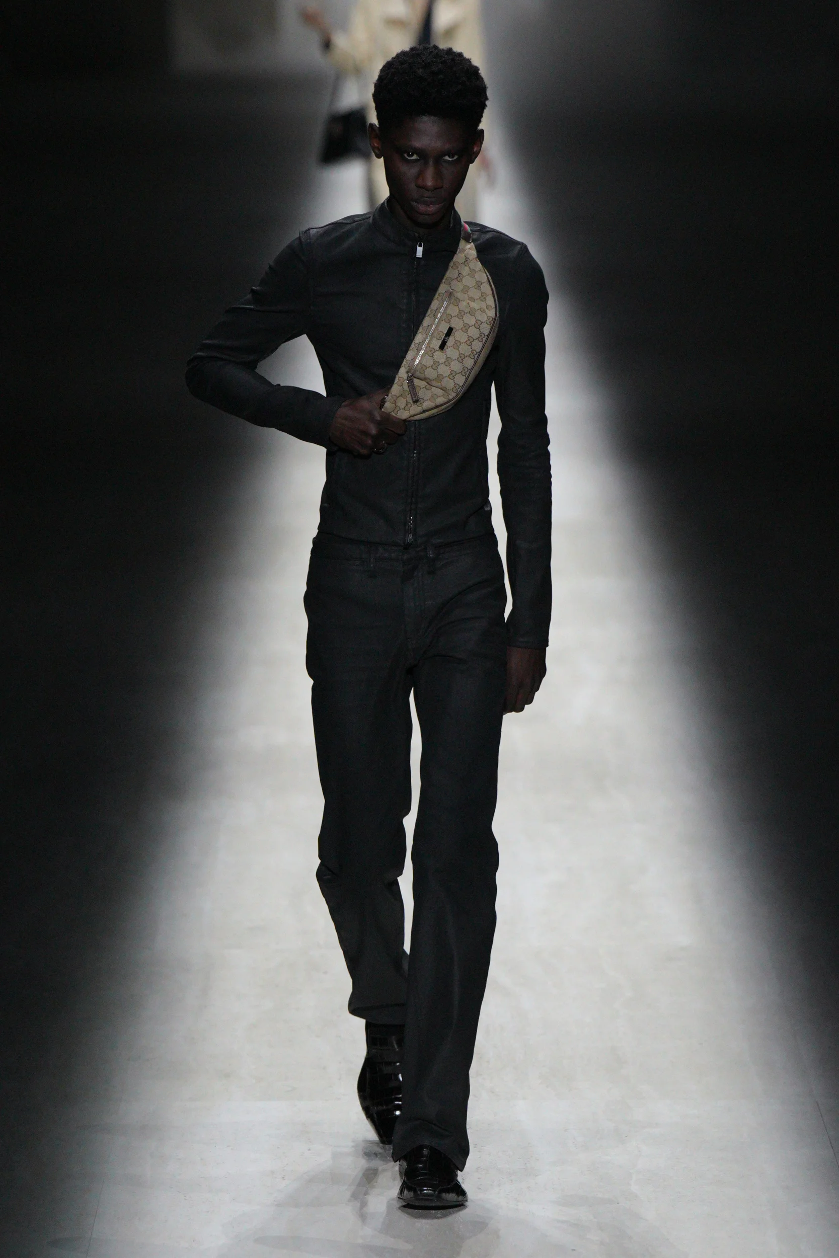 2026-27年秋冬コレクション_GUCCI(グッチ)_モデル_14