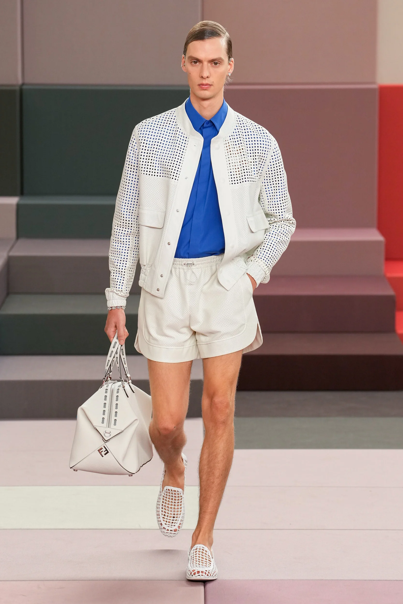 2026年春夏コレクション_FENDI(フェンディ)_モデル_34