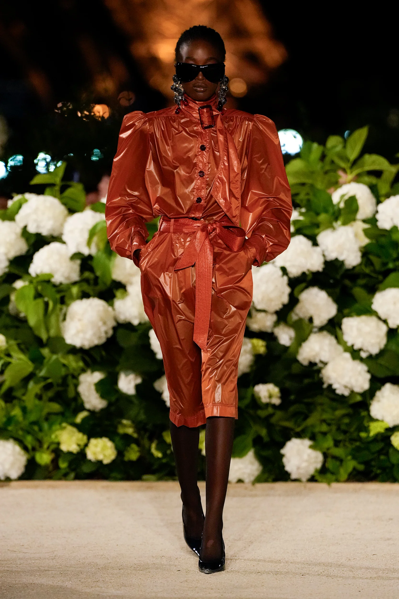 2026年春夏コレクション_SAINT LAURENT(サンローラン)_モデル_22