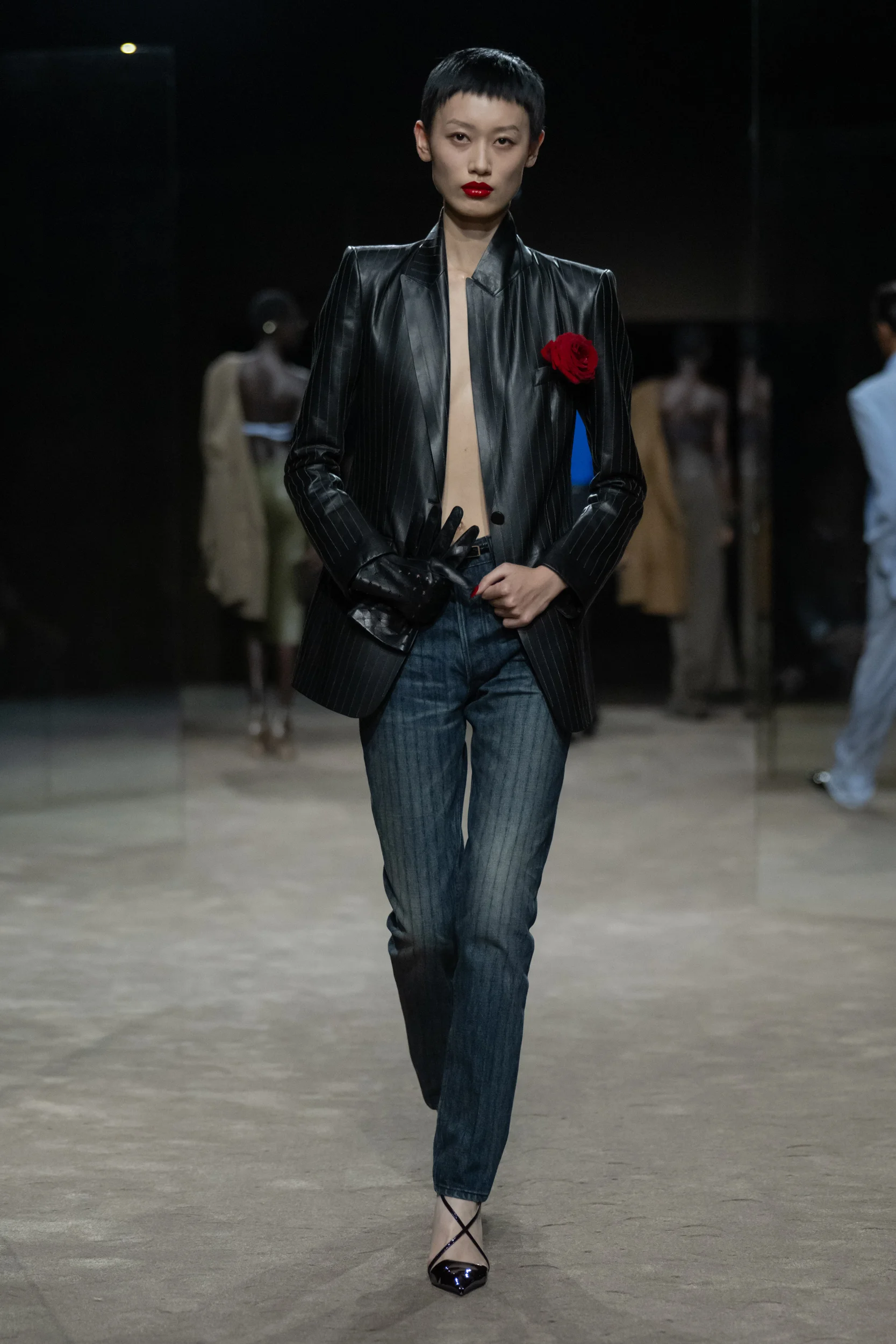 2027年春夏コレクション_TOM FORD(トム フォード)_モデル_38