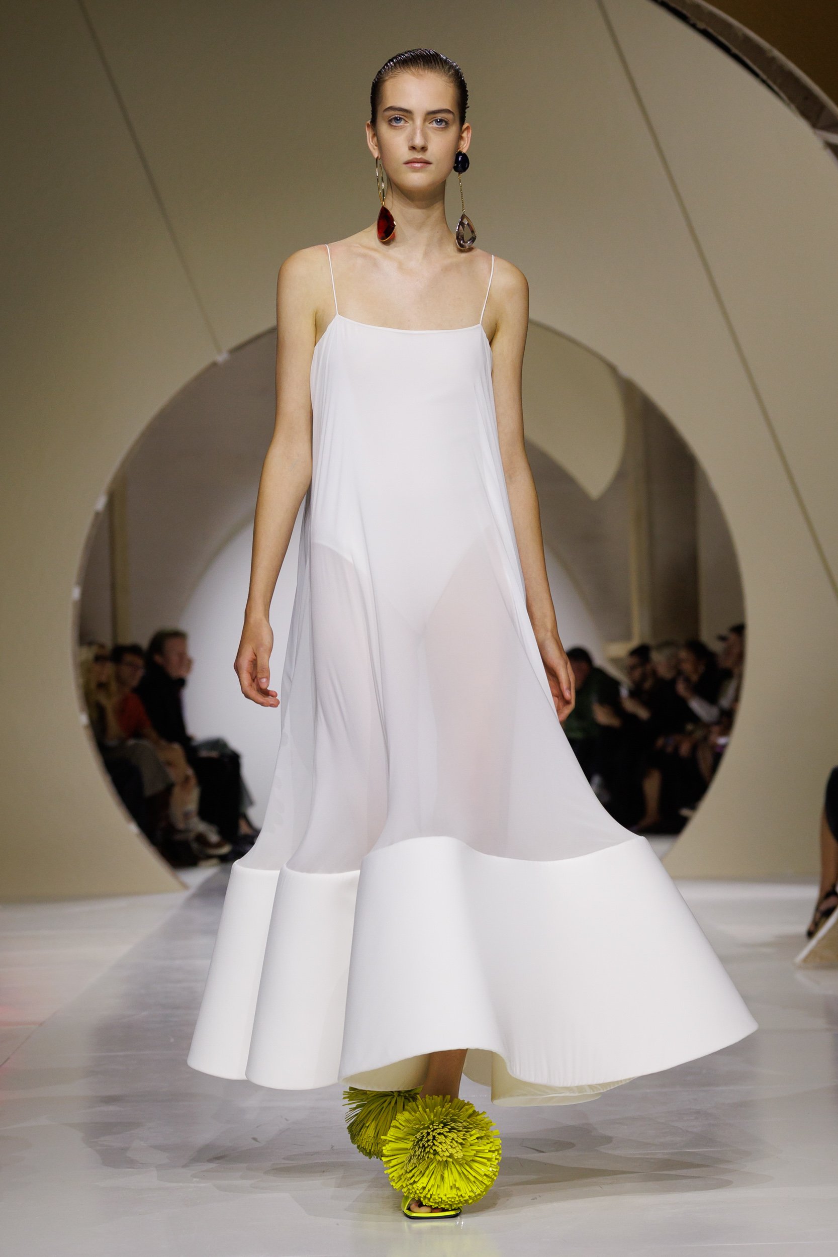 2027年春夏コレクション_GIVENCHY(ジバンシィ)_モデル_43