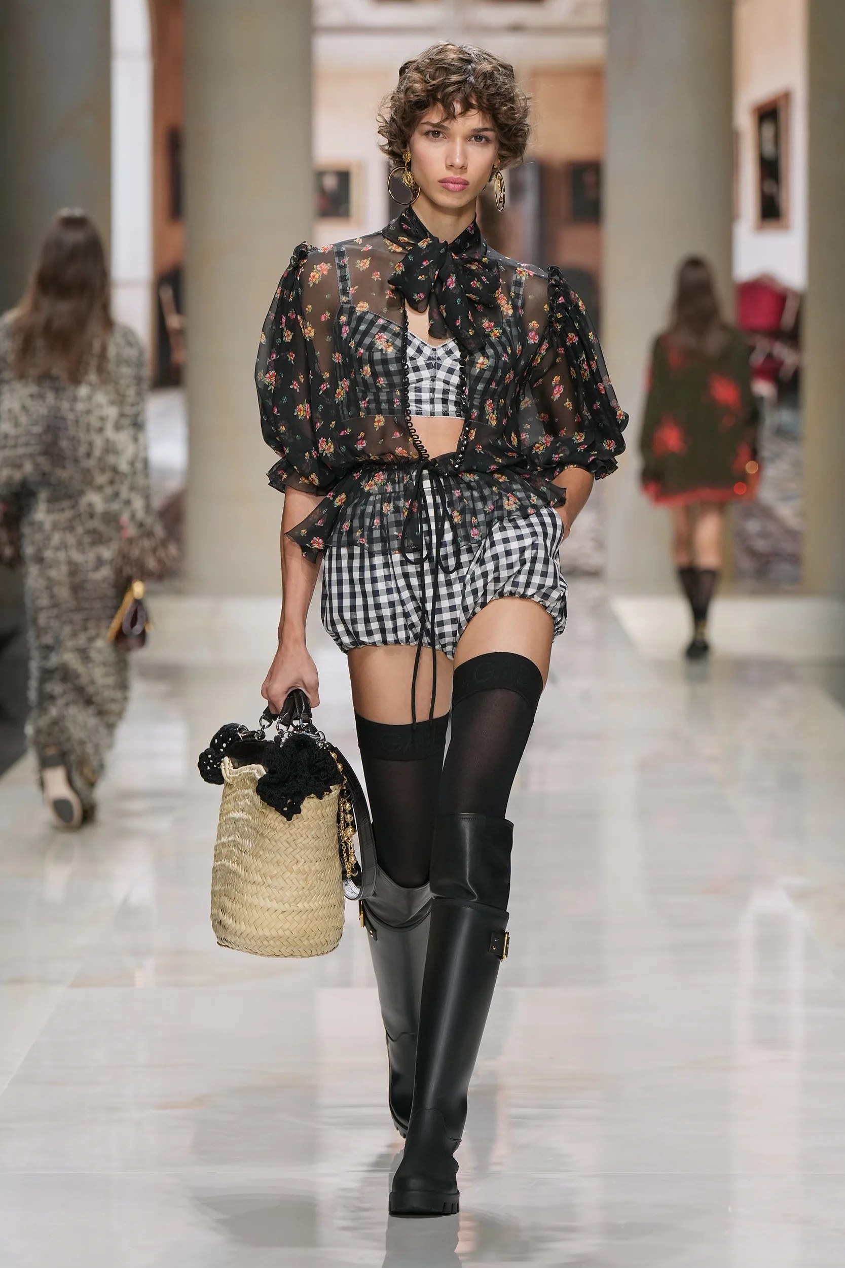 2027年春夏コレクション_DOLCE&GABBANA(ドルチェ&ガッバーナ)_モデル_26