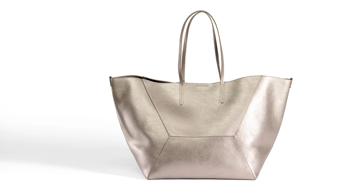 ブルネロ クチネリ】2024年春夏コレクションより、エレガントかつ汎用