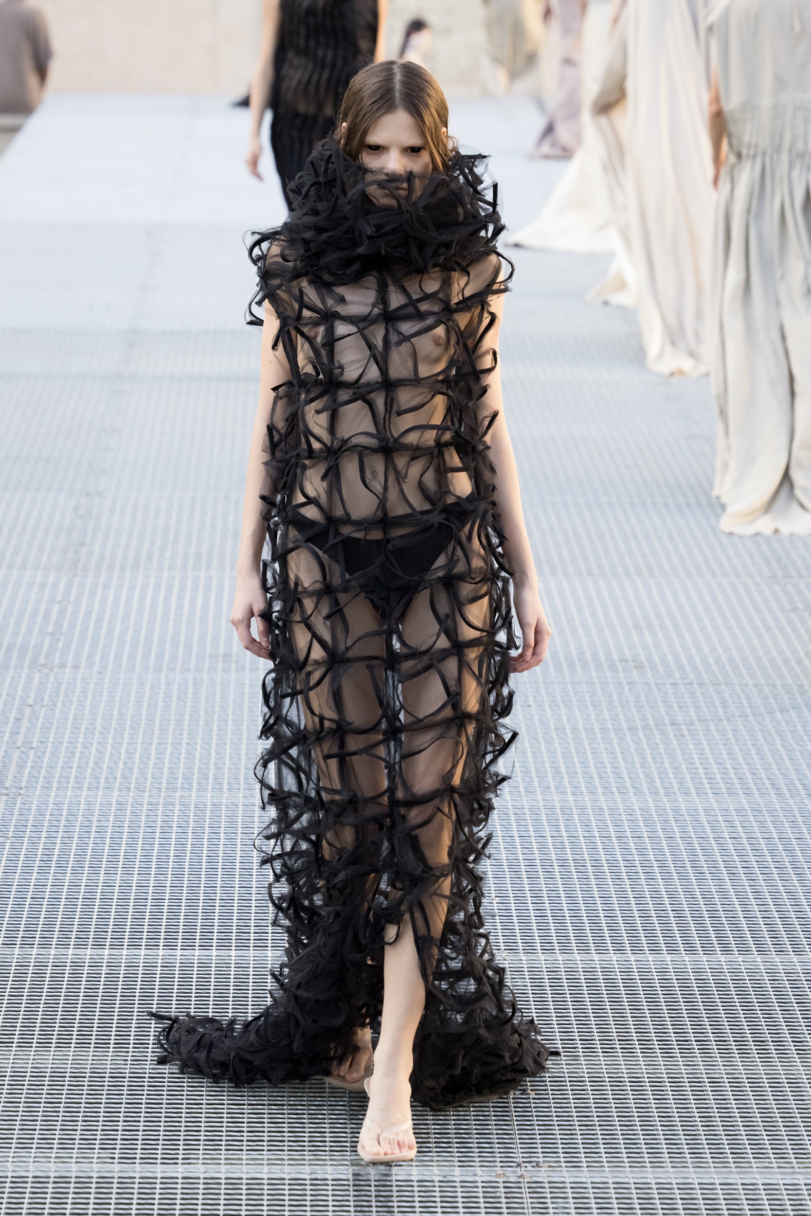 2027年春夏コレクション_RICK OWENS(リック オウエンス)_モデル_20