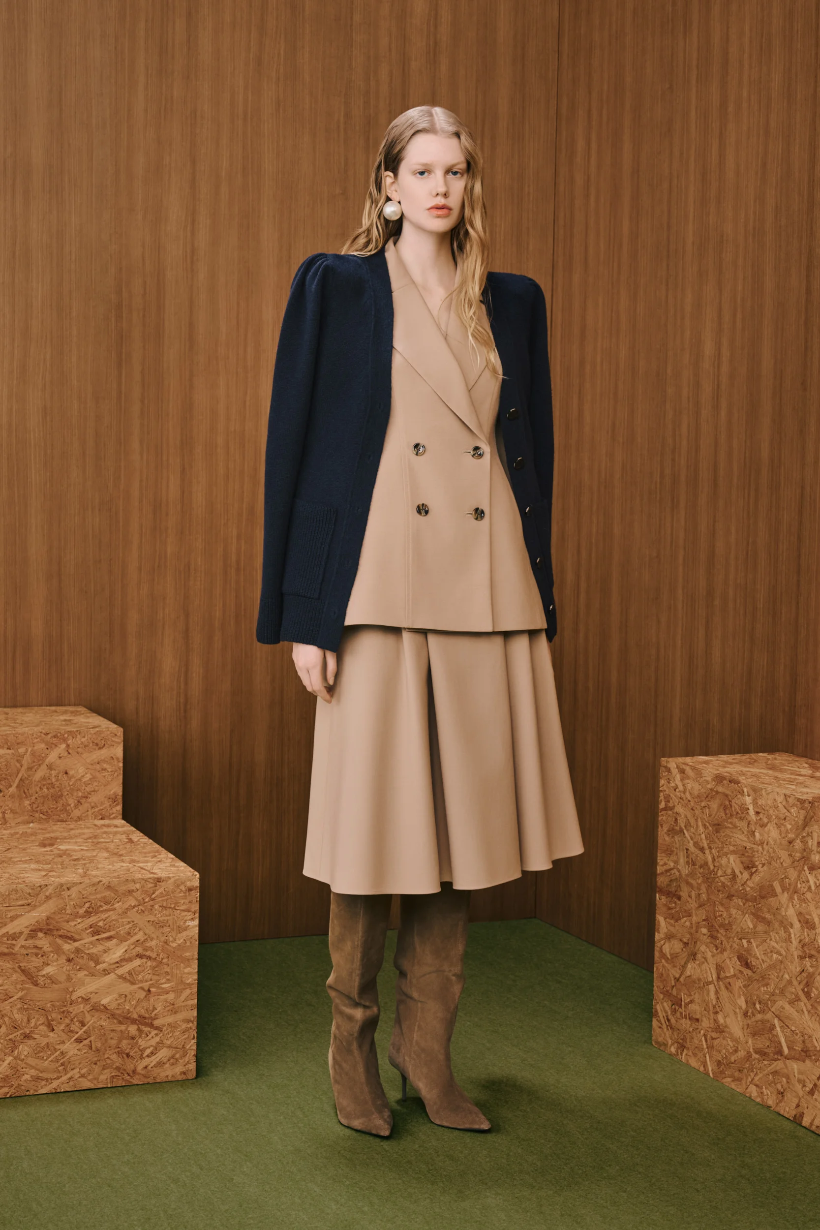 2026-27年秋冬コレクション_ADEAM(アディアム)_モデル_19