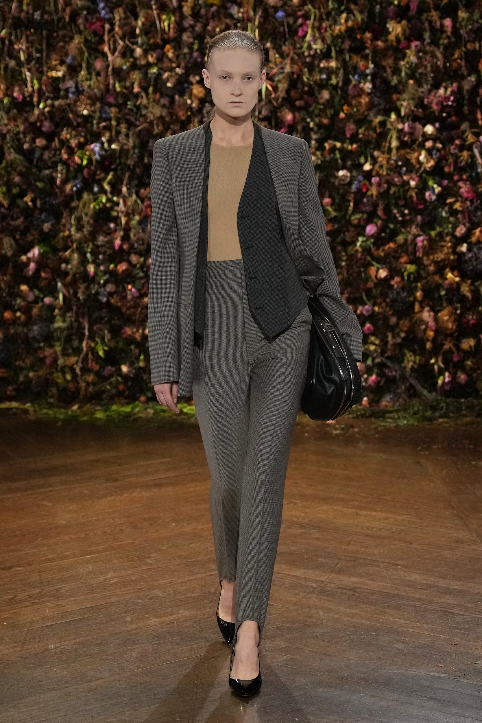 2027年春夏コレクション_MAISON MARGIELA(メゾン マルジェラ)_モデル_24