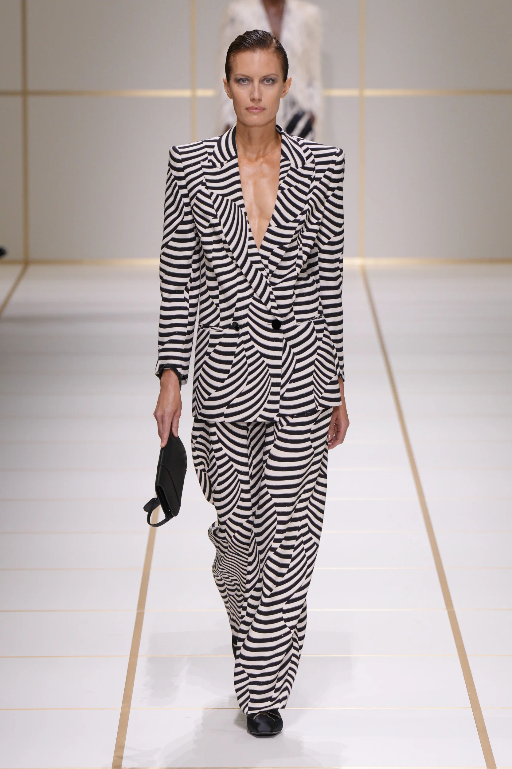 2027年春夏コレクション_GIORGIO ARMANI(ジョルジオ アルマーニ)_モデル_9