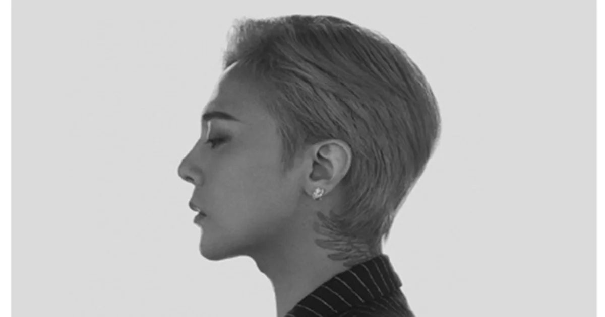 G-DRAGON レア♡ツアー会場限定！サイン入り公式トレカ G-DRAGON トレカ10枚 ジードラゴン GD-32 - メルカリ