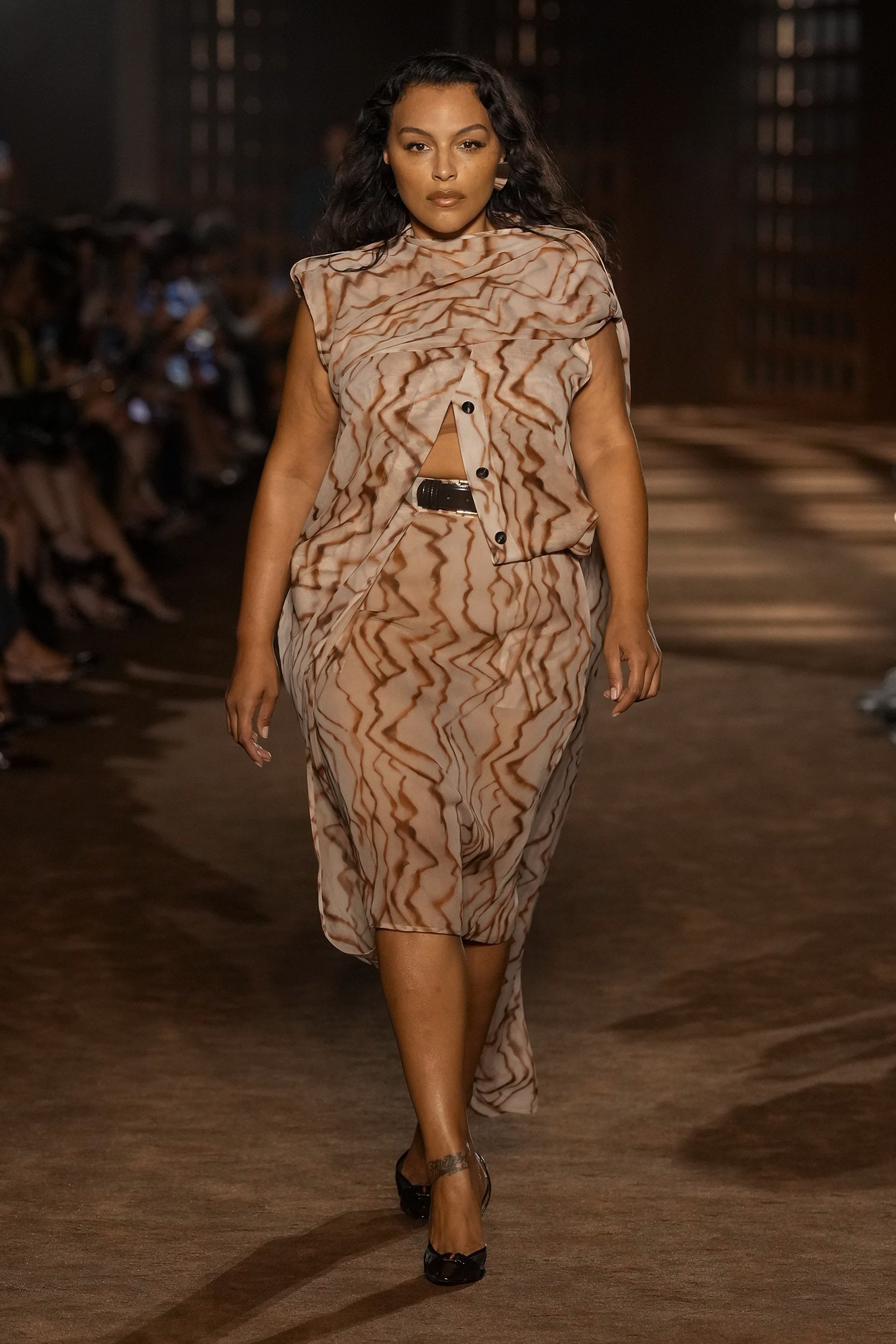 2027年春夏コレクション_FERRAGAMO(フェラガモ)_モデル_51