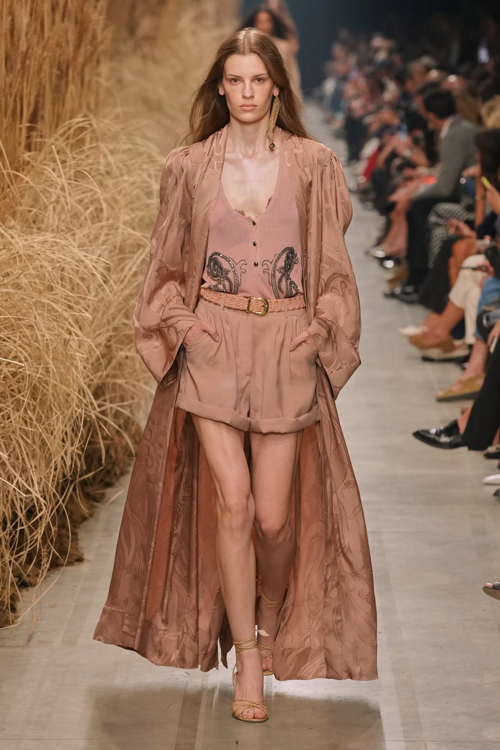 2027年春夏コレクション_ETRO(エトロ)_モデル_2