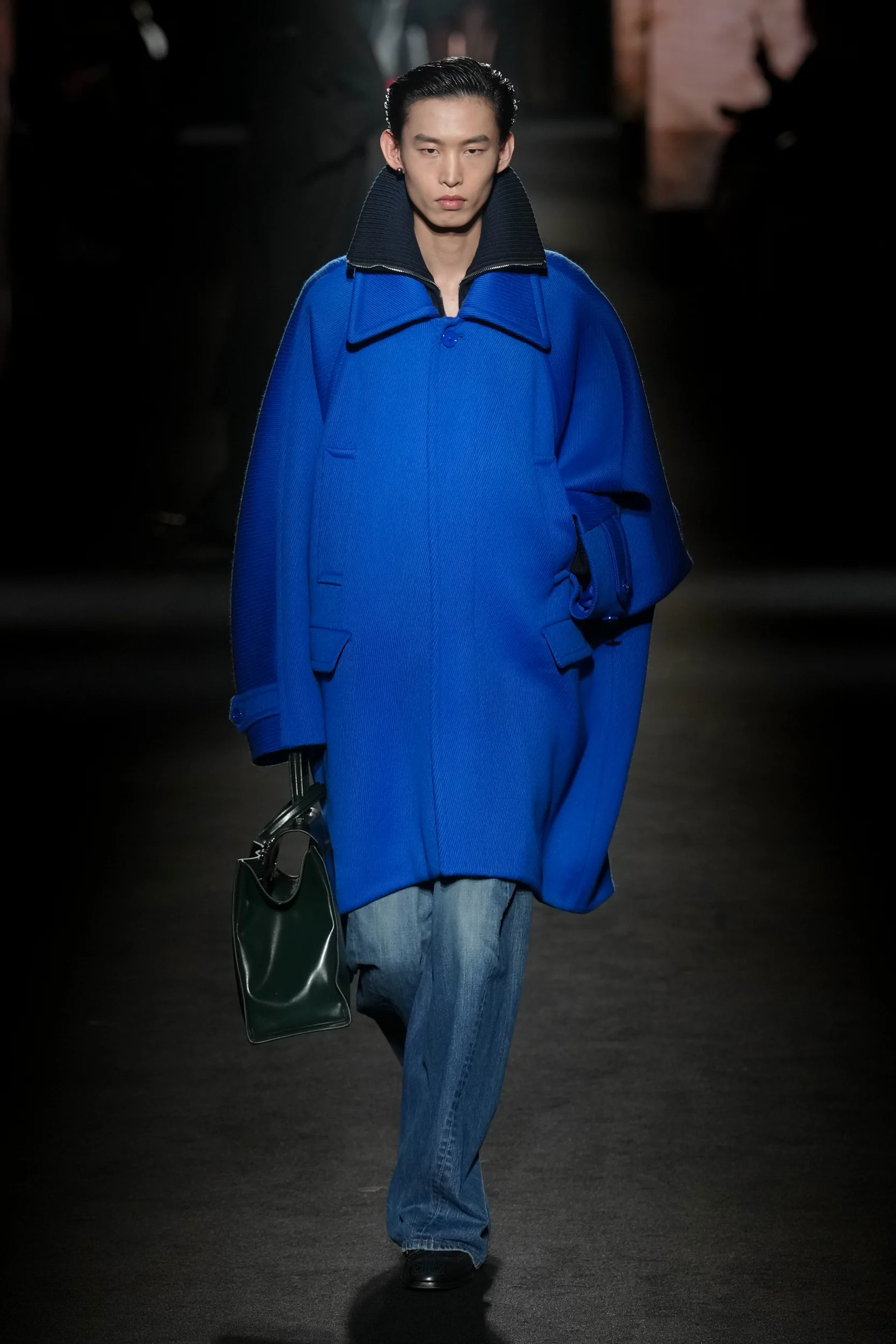 2026-27年秋冬コレクション_BALENCIAGA(バレンシアガ)_モデル_67