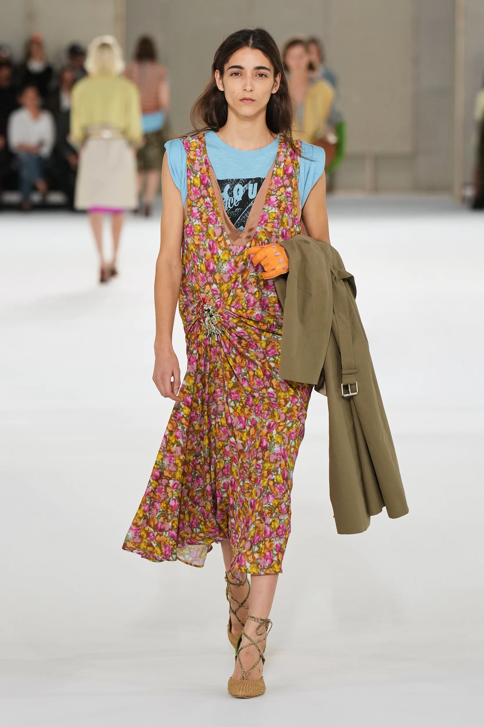 2027年春夏コレクション_DRIES VAN NOTEN(ドリス ヴァン ノッテン)_モデル_17