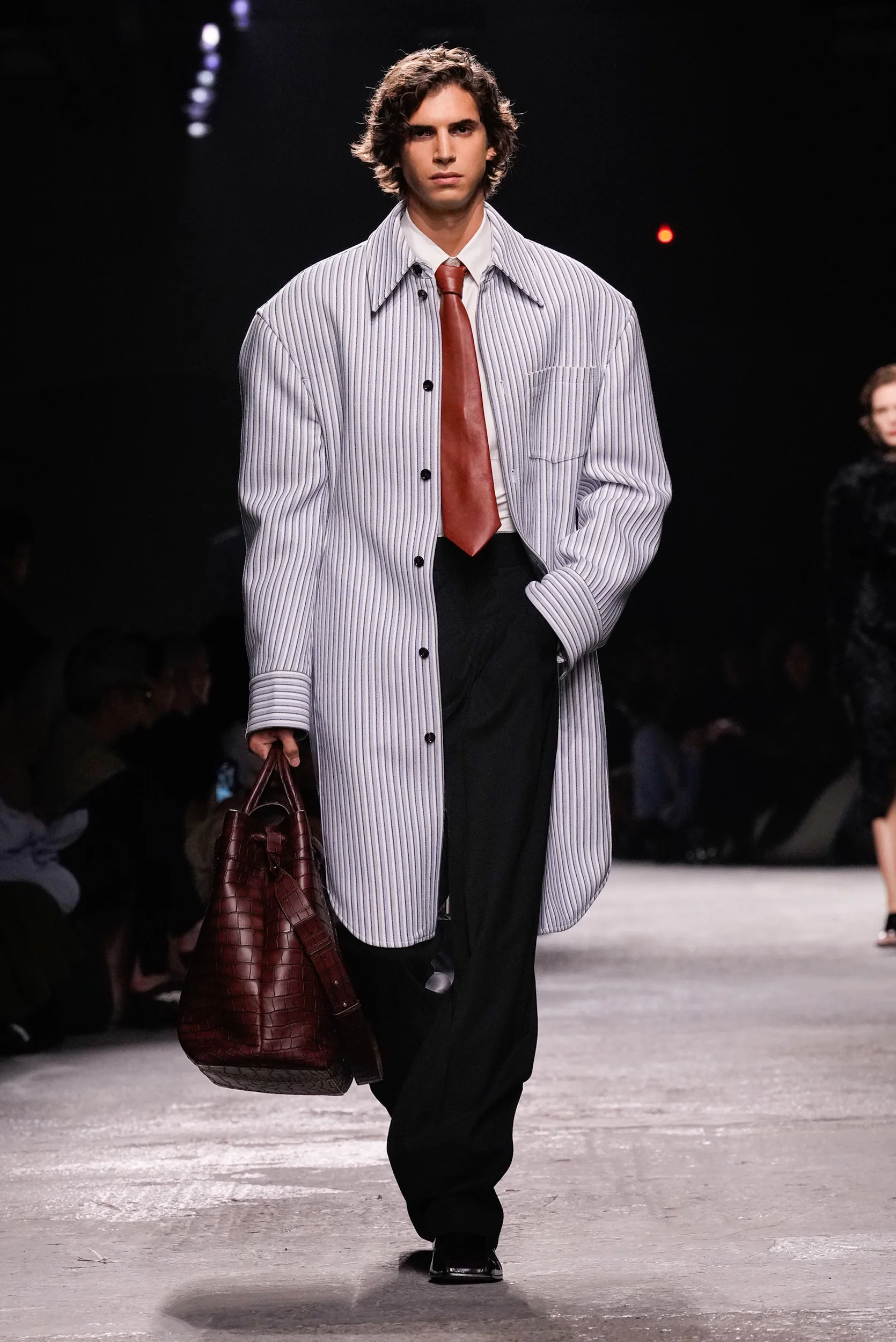 2025年春夏コレクション_BOTTEGA VENETA(ボッテガ ヴェネタ)_モデル_47