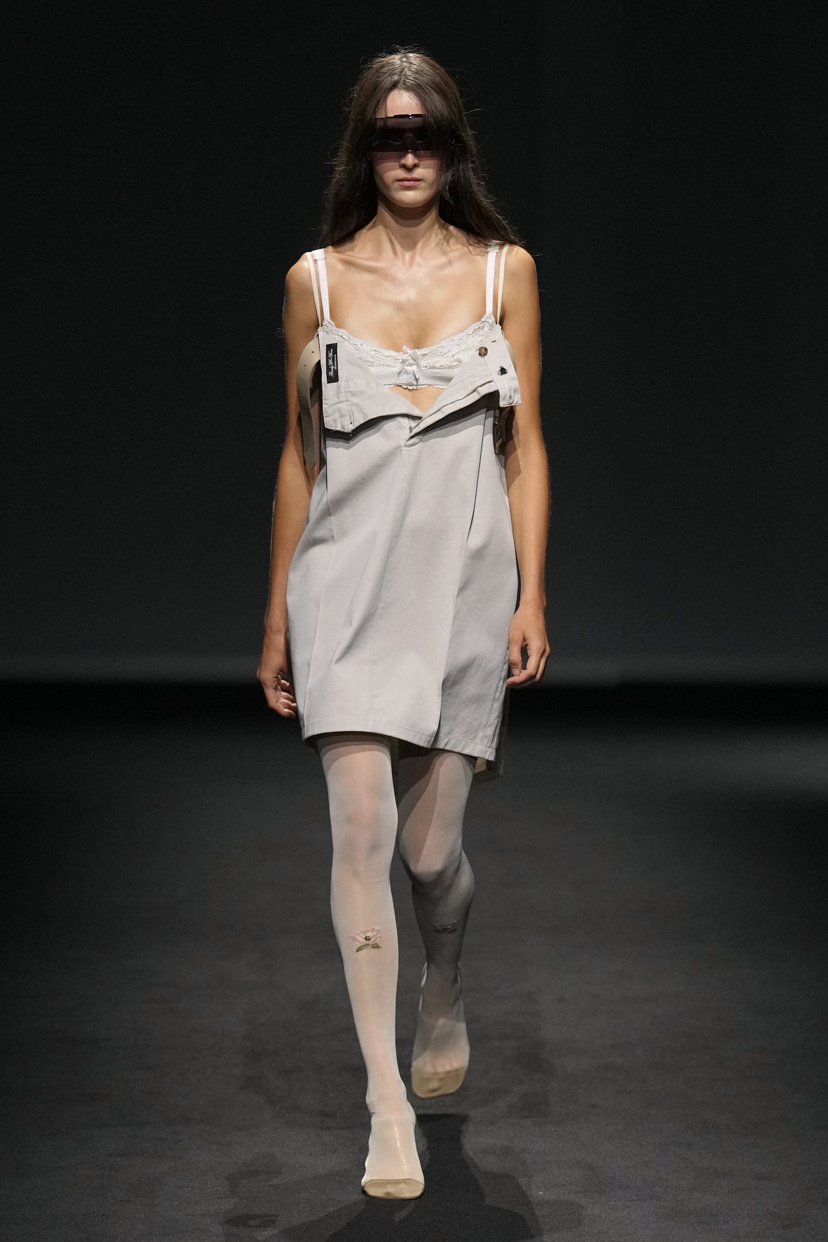2027年春夏コレクション_MM6 Maison Margiela(エムエム6 メゾン マルジェラ)_モデル_8