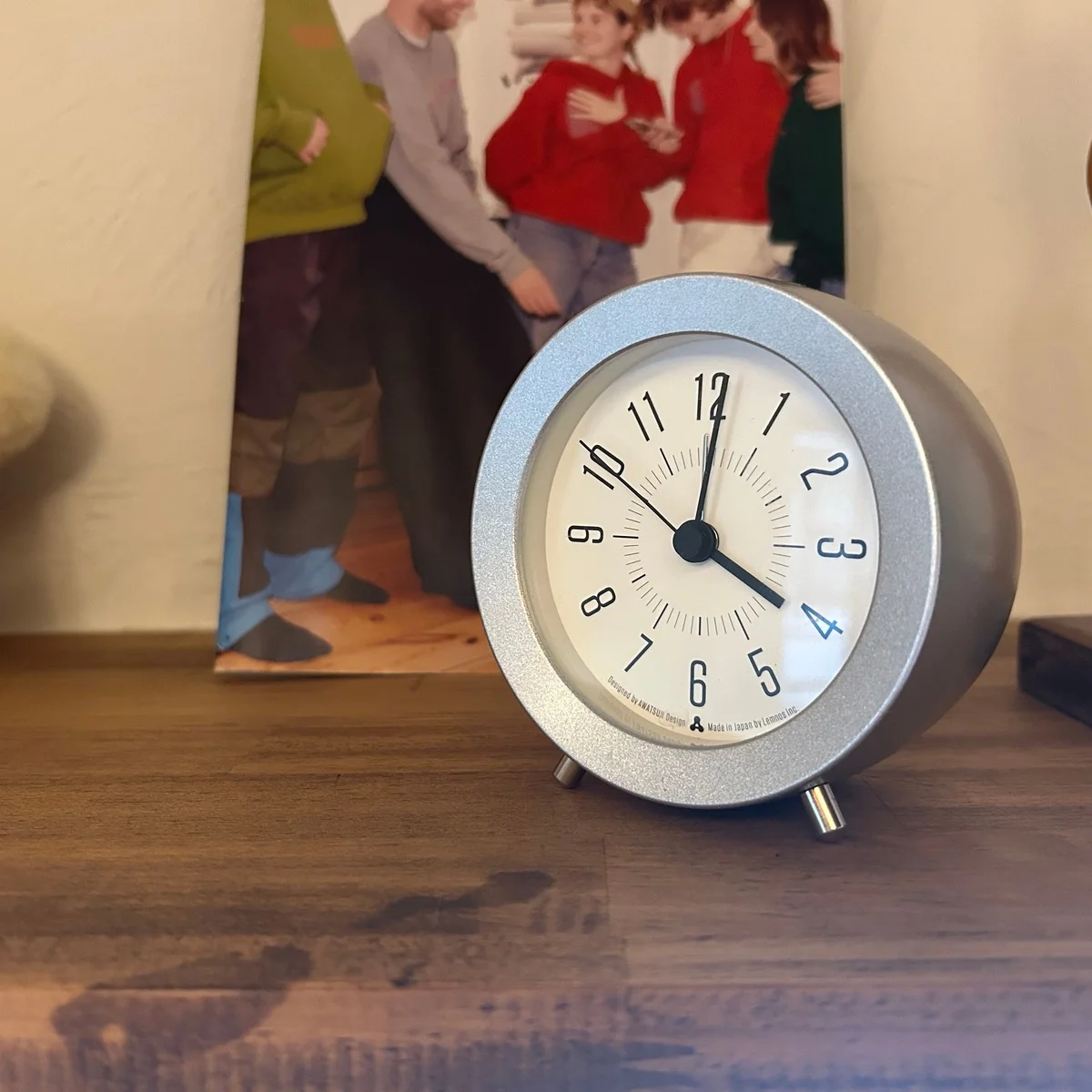 【レムノス】の小さな置き時計で、生活満足度が上昇！