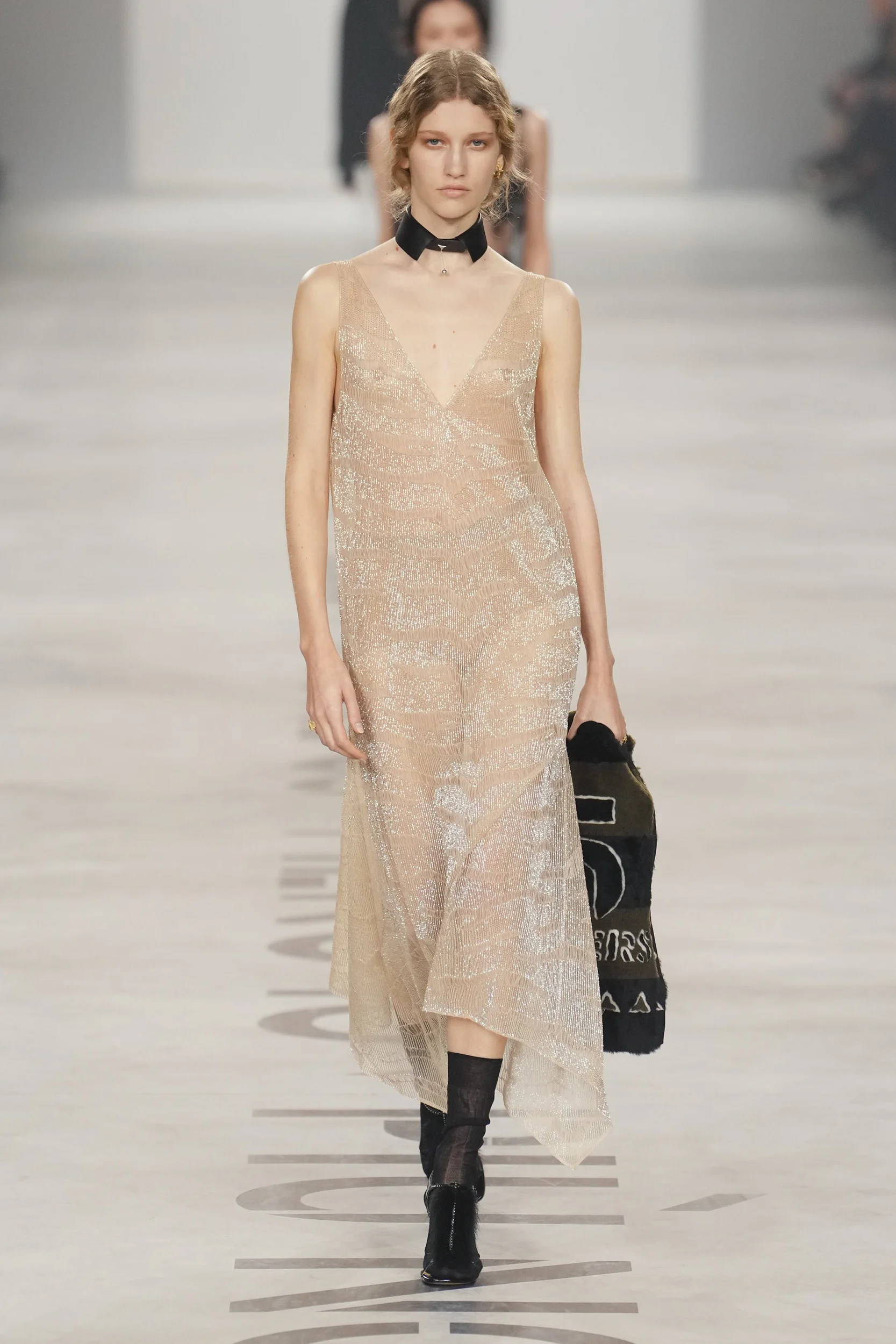 2026-27年秋冬コレクション_FENDI(フェンディ)_モデル_66