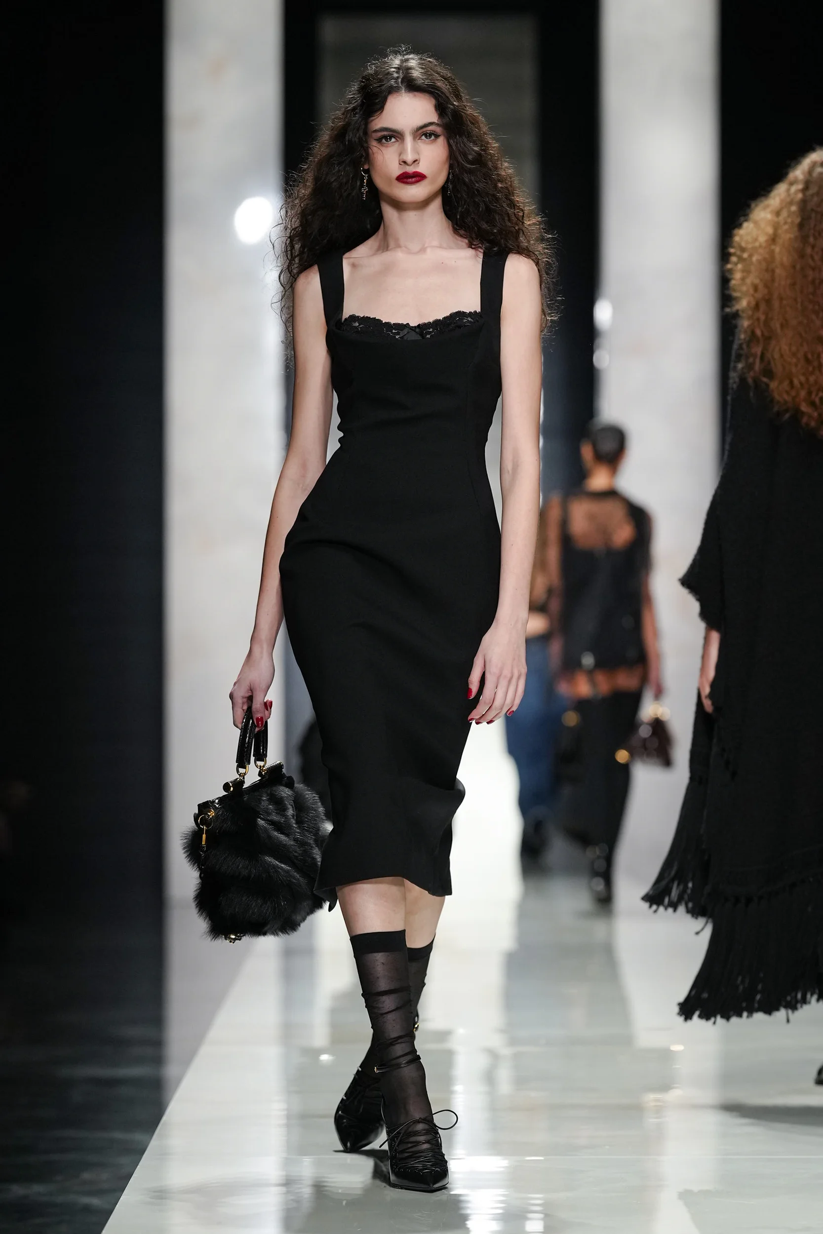 2026-27年秋冬コレクション_DOLCE&GABBANA(ドルチェ&ガッバーナ)_モデル_25