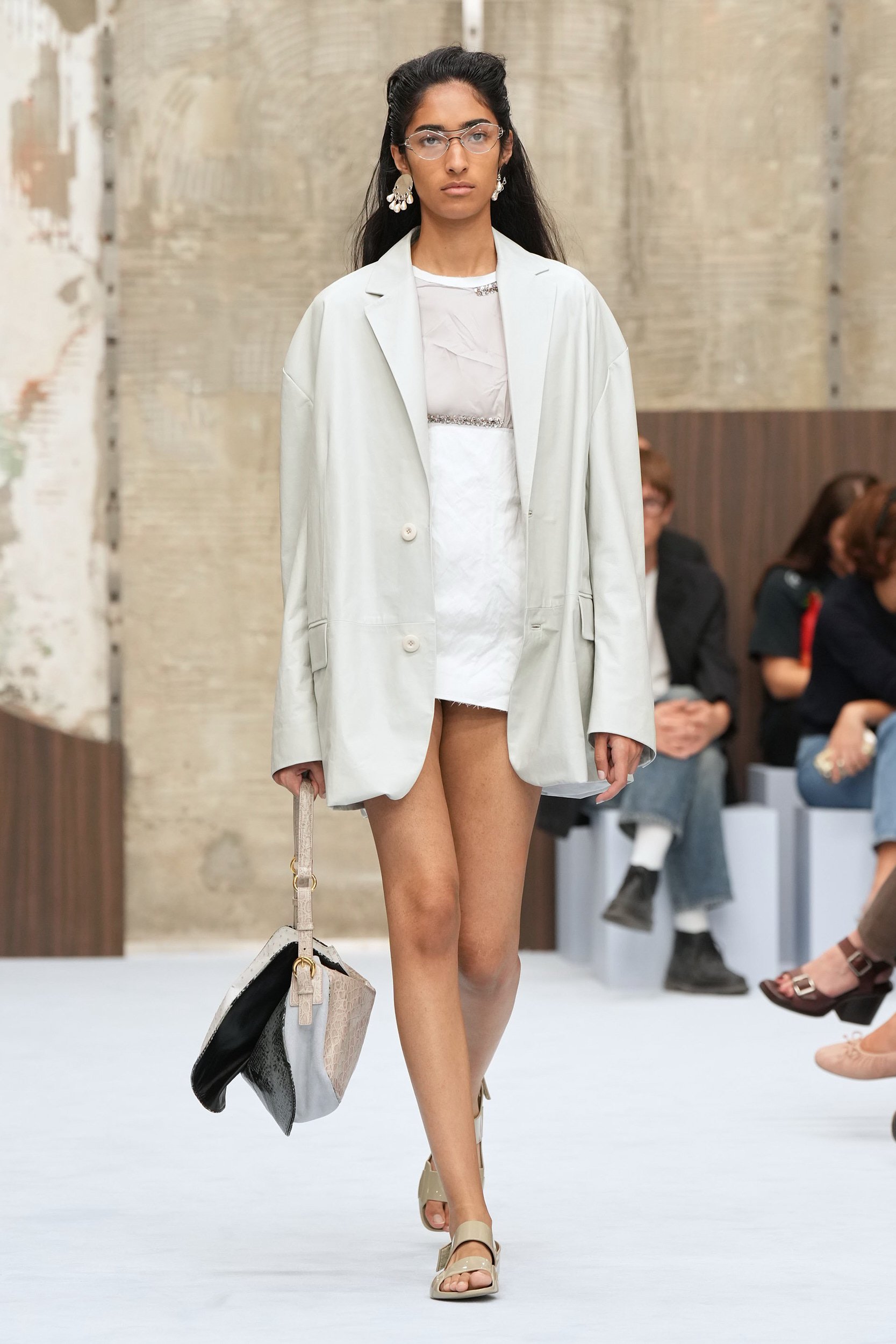 2027年春夏コレクション_MARNI(マルニ)_モデル_48