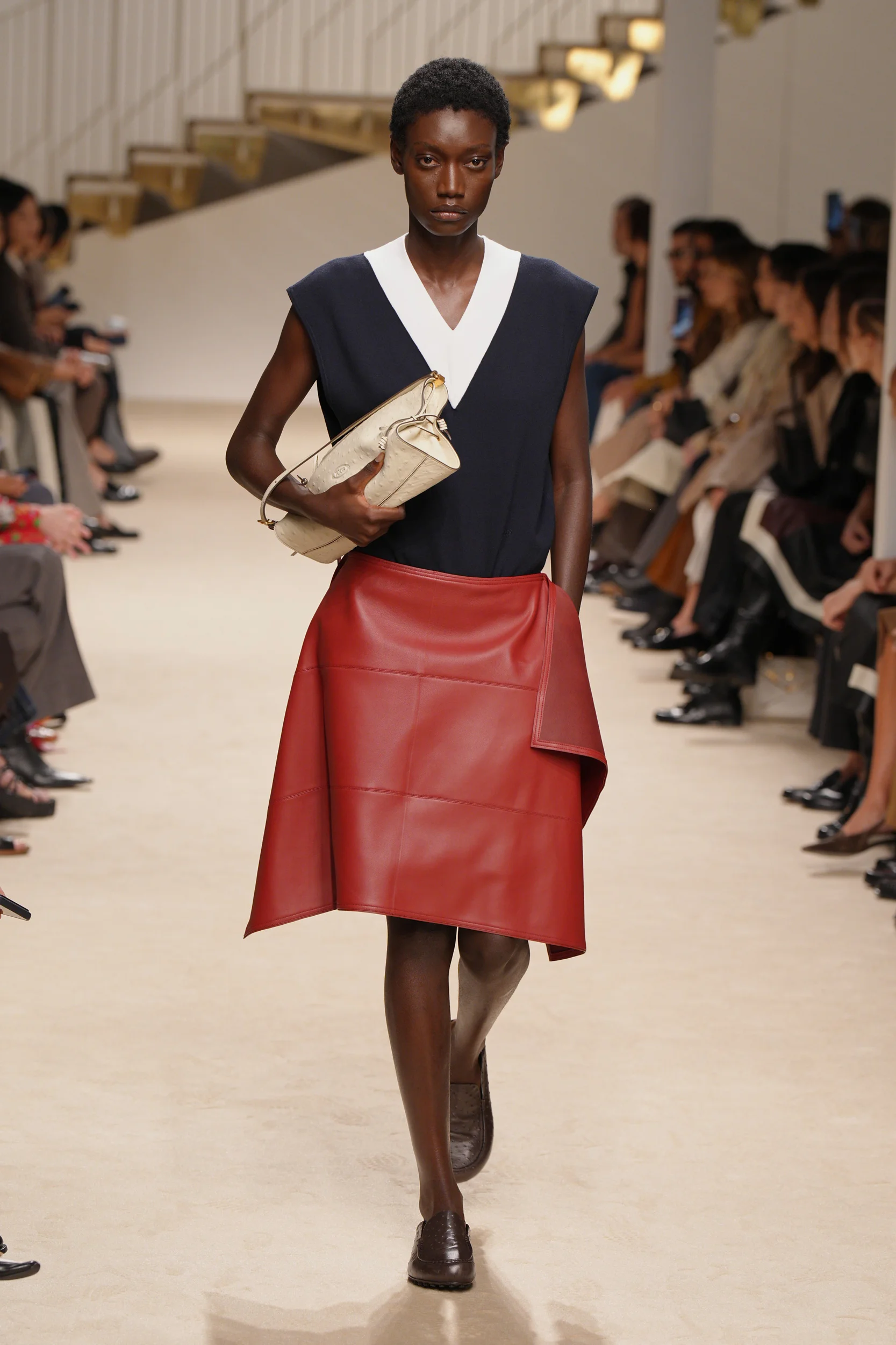 2027年春夏コレクション_TOD'S(トッズ)_モデル_6